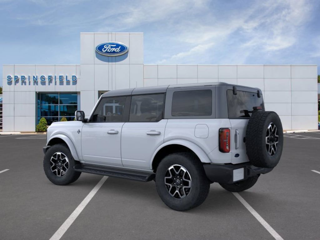 New 2025 Ford Bronco Outer Banks SUV