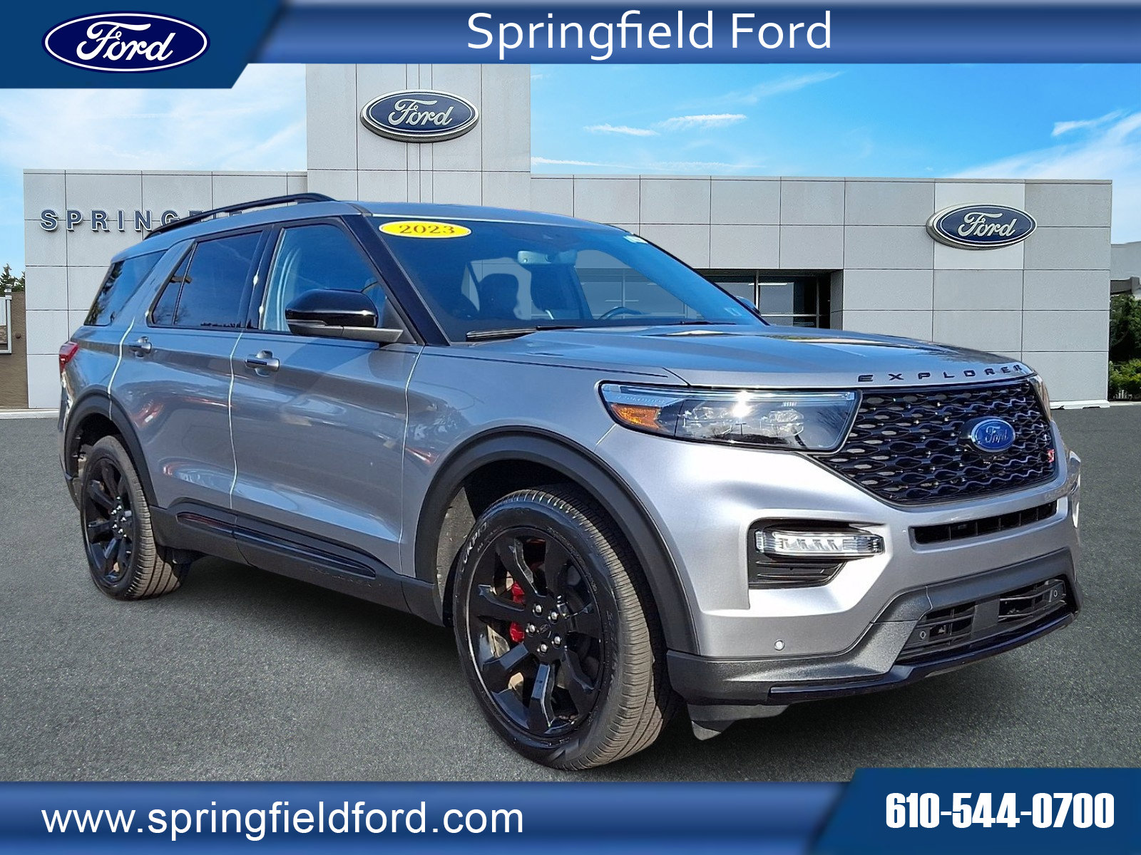 2023 Ford Explorer ST's photo