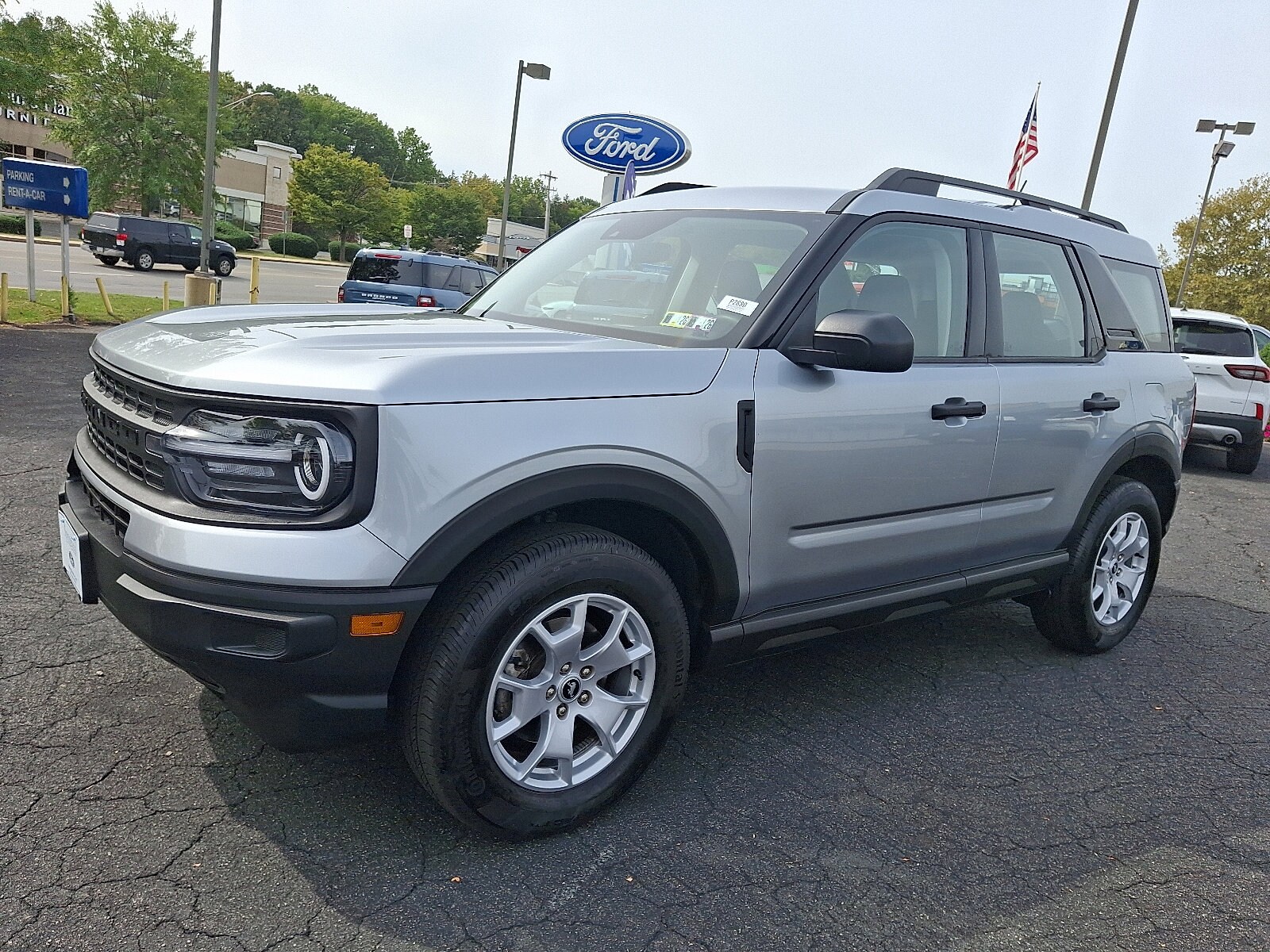 2022 Ford Bronco Sport Base photo 2