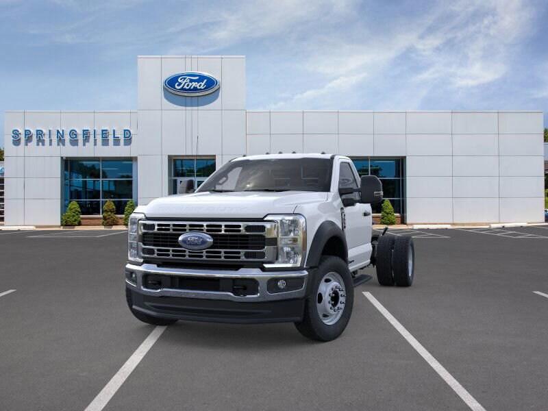 2025 Ford F-550 XL photo 2