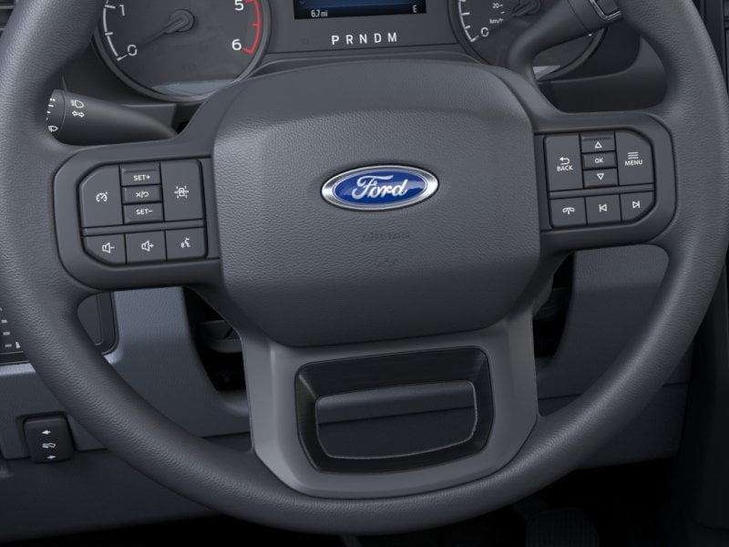 2025 Ford F-350 Super Duty Chassis Cab XLT - Photo 12