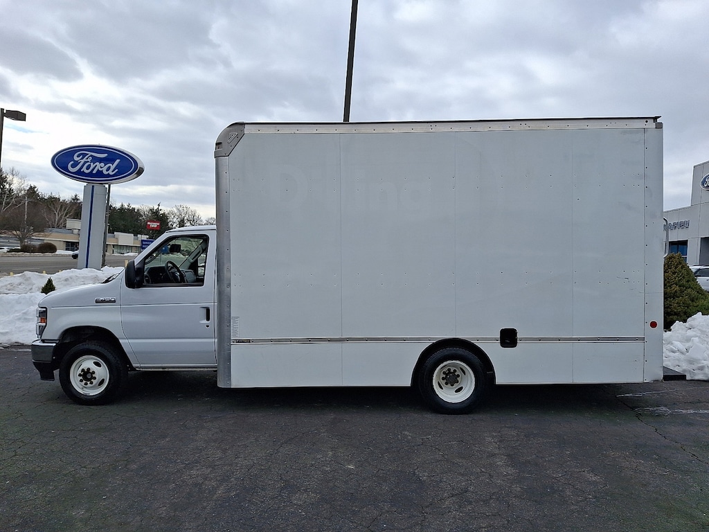 Used 2023 Ford E-450SD Base Cab/Chassis