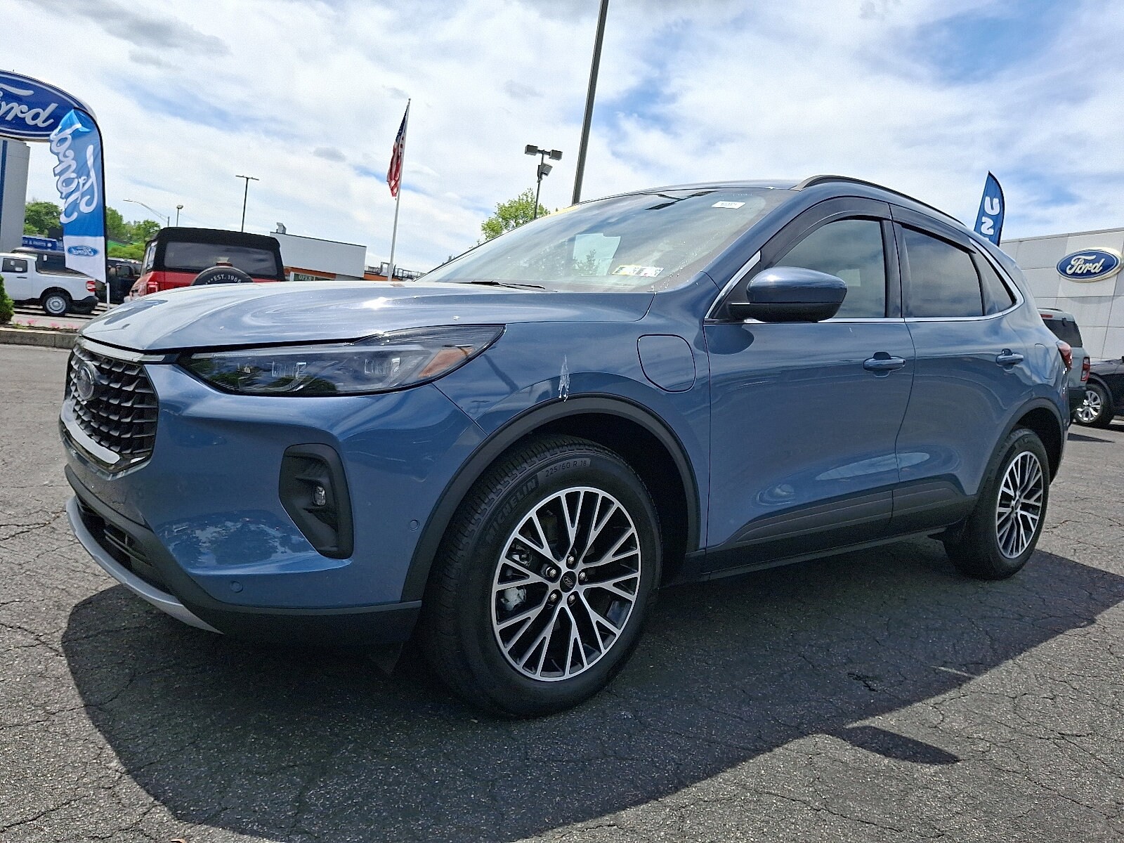 2023 Ford Escape Base photo 3