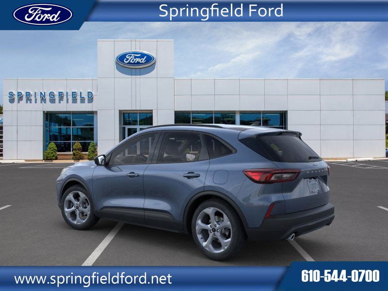 2025 Ford Escape ST-Line photo 4