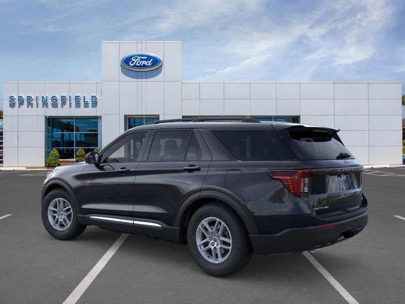 2025 Ford Explorer photo 3