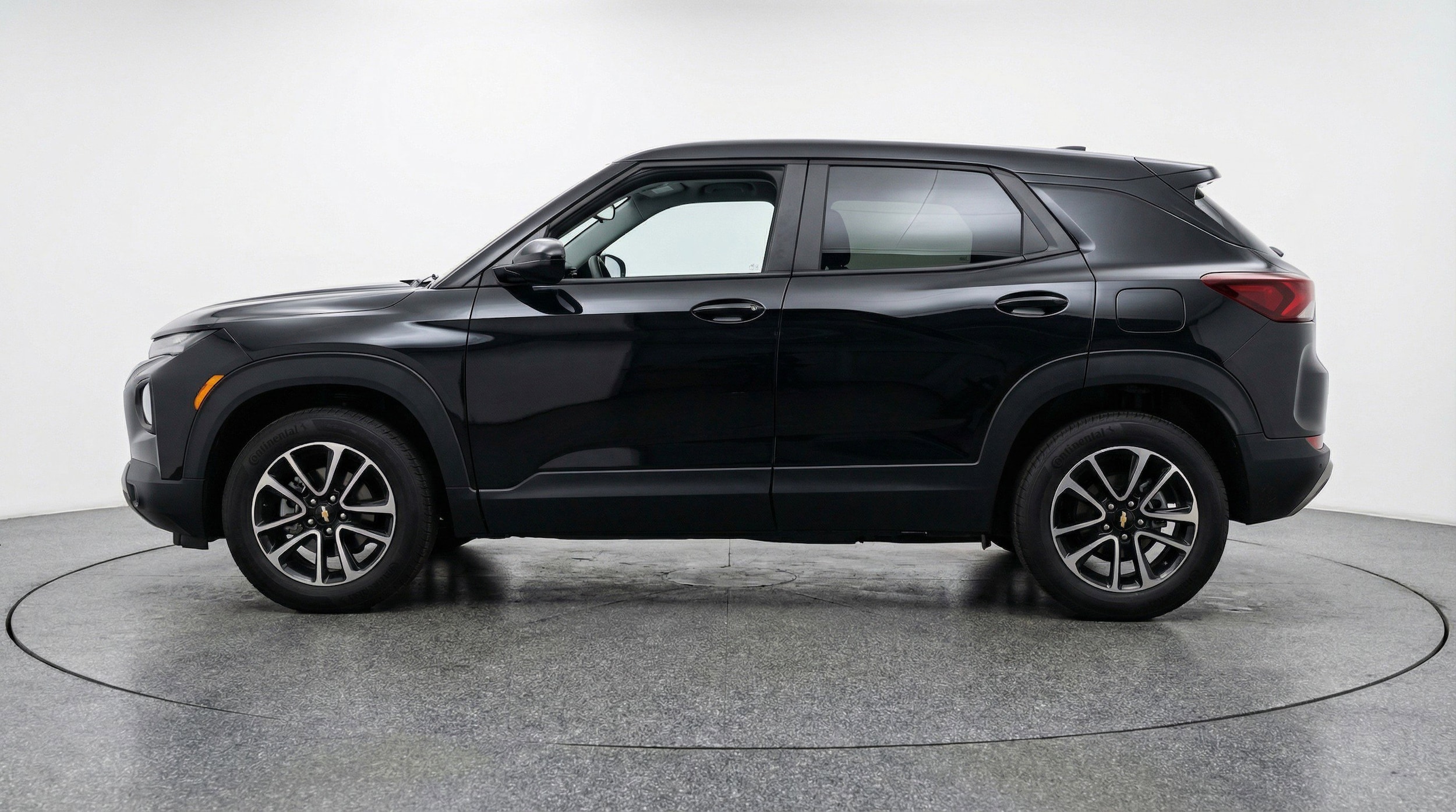 Thumbnail: 2025 Chevrolet TrailBlazer - 5