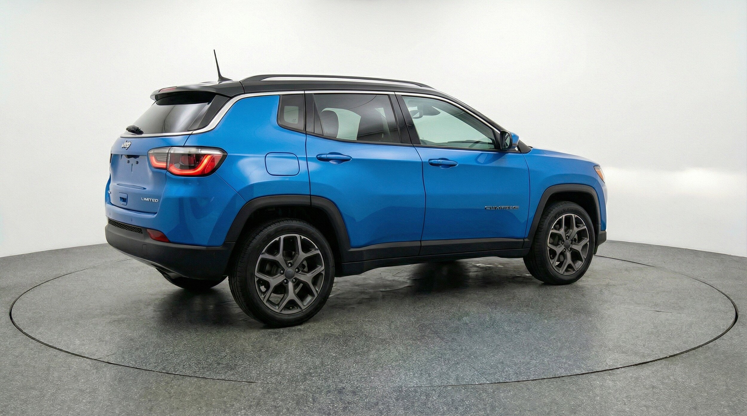 Thumbnail: 2025 Jeep Compass - 9