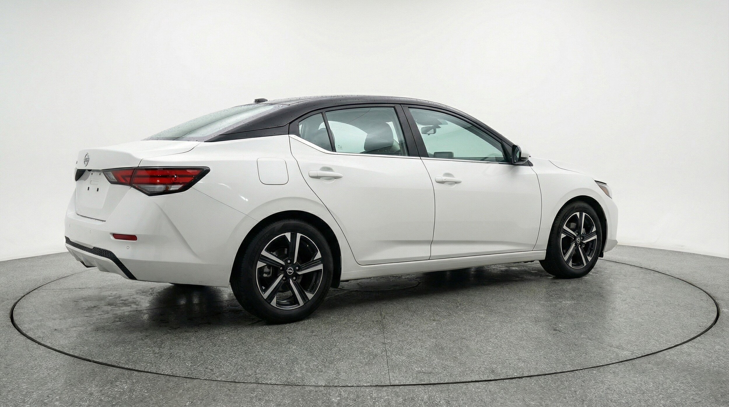 Thumbnail: 2025 Nissan Sentra - 9