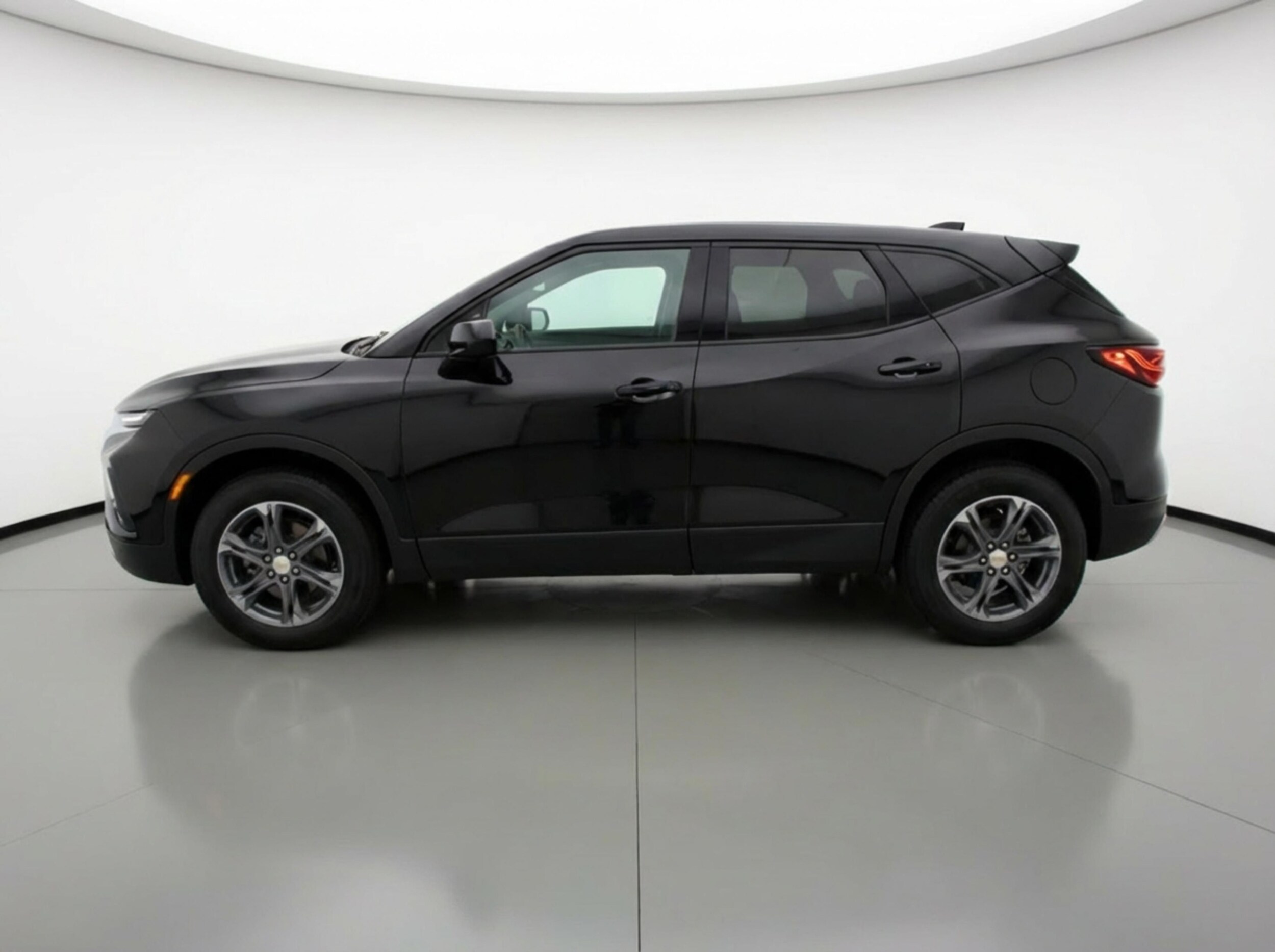 Thumbnail: 2025 Chevrolet Blazer - 4