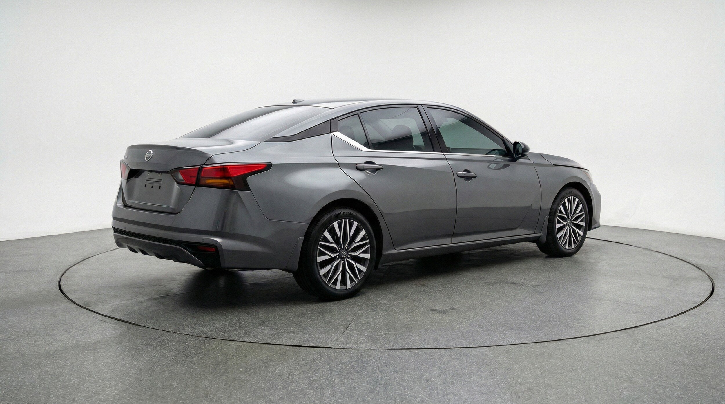 Thumbnail: 2025 Nissan Altima - 9