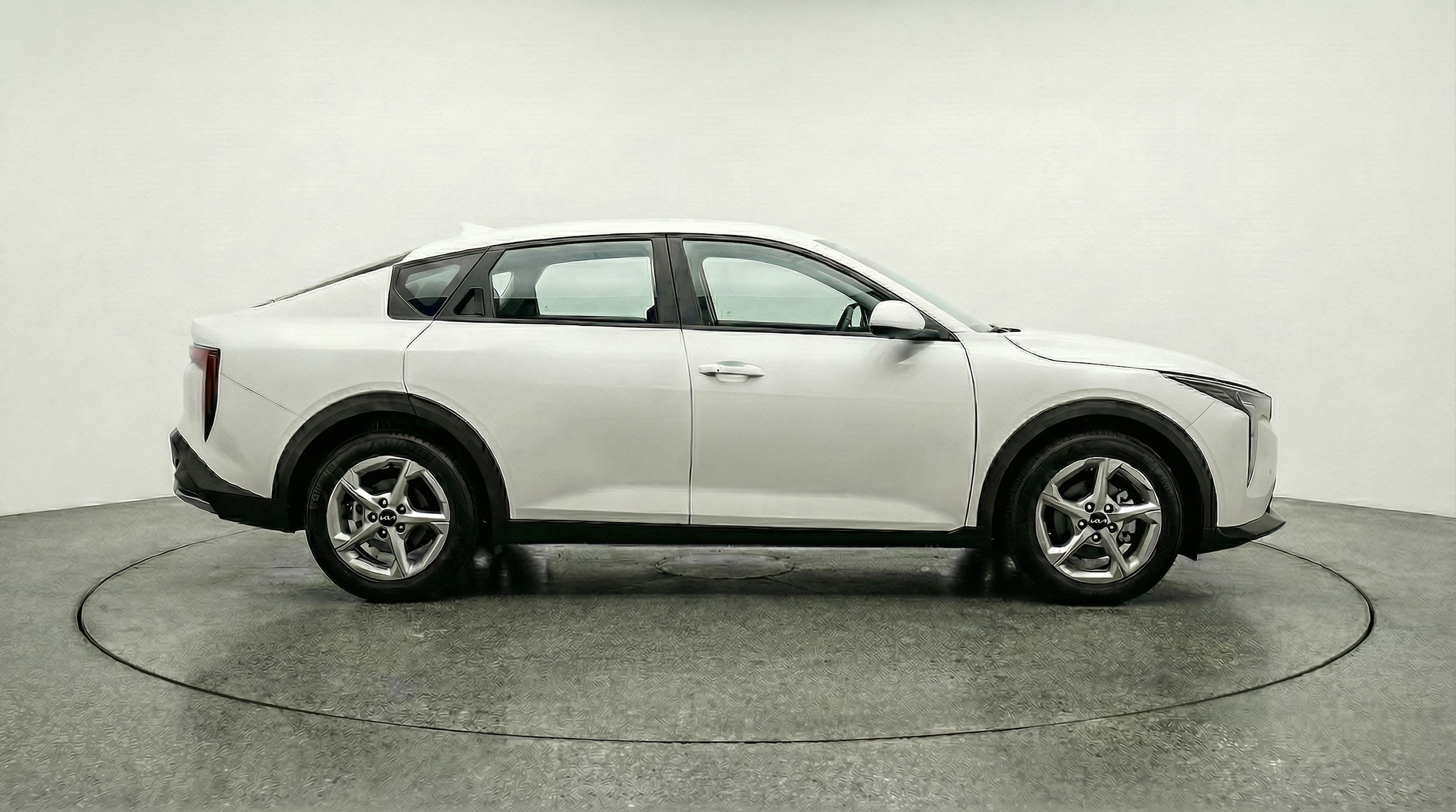 Thumbnail: 2025 Kia K4 - 8