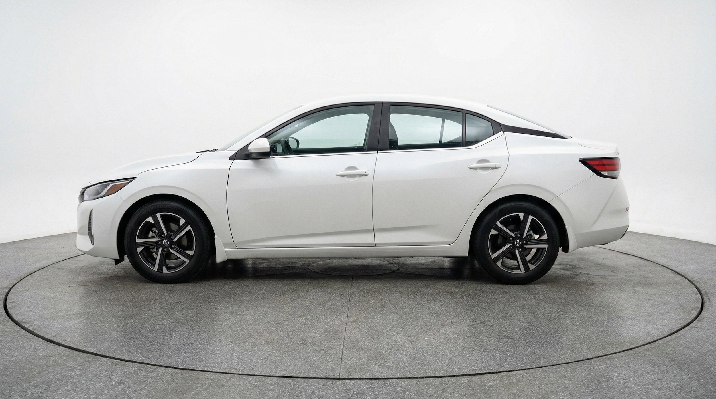 Thumbnail: 2025 Nissan Sentra - 5