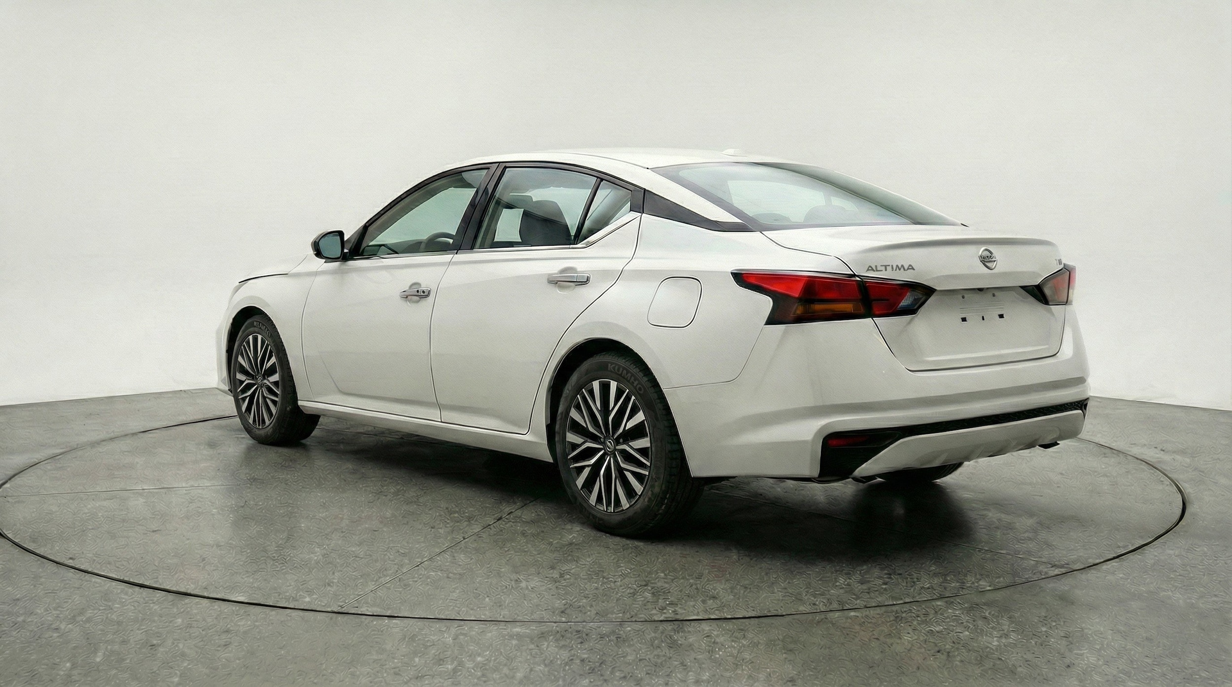 Thumbnail: 2025 Nissan Altima - 6