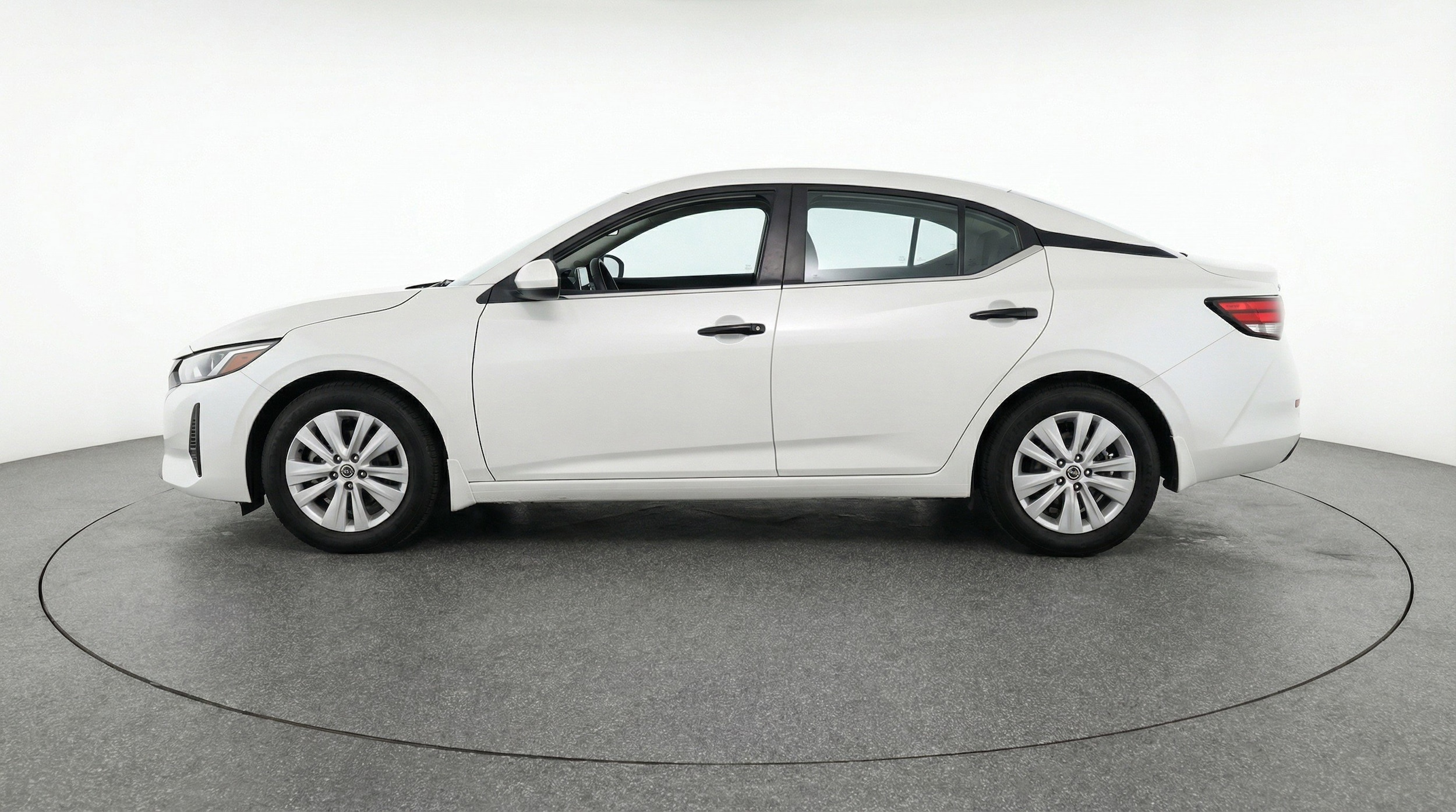 Thumbnail: 2025 Nissan Sentra - 5