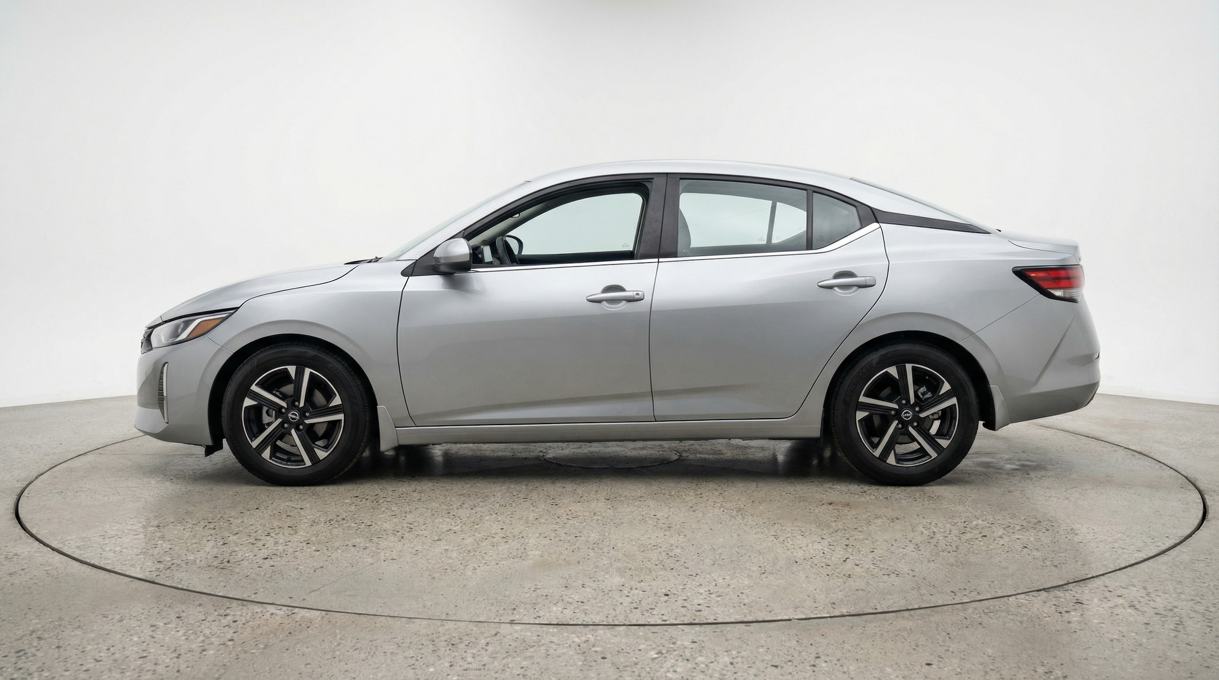 Thumbnail: 2025 Nissan Sentra - 4