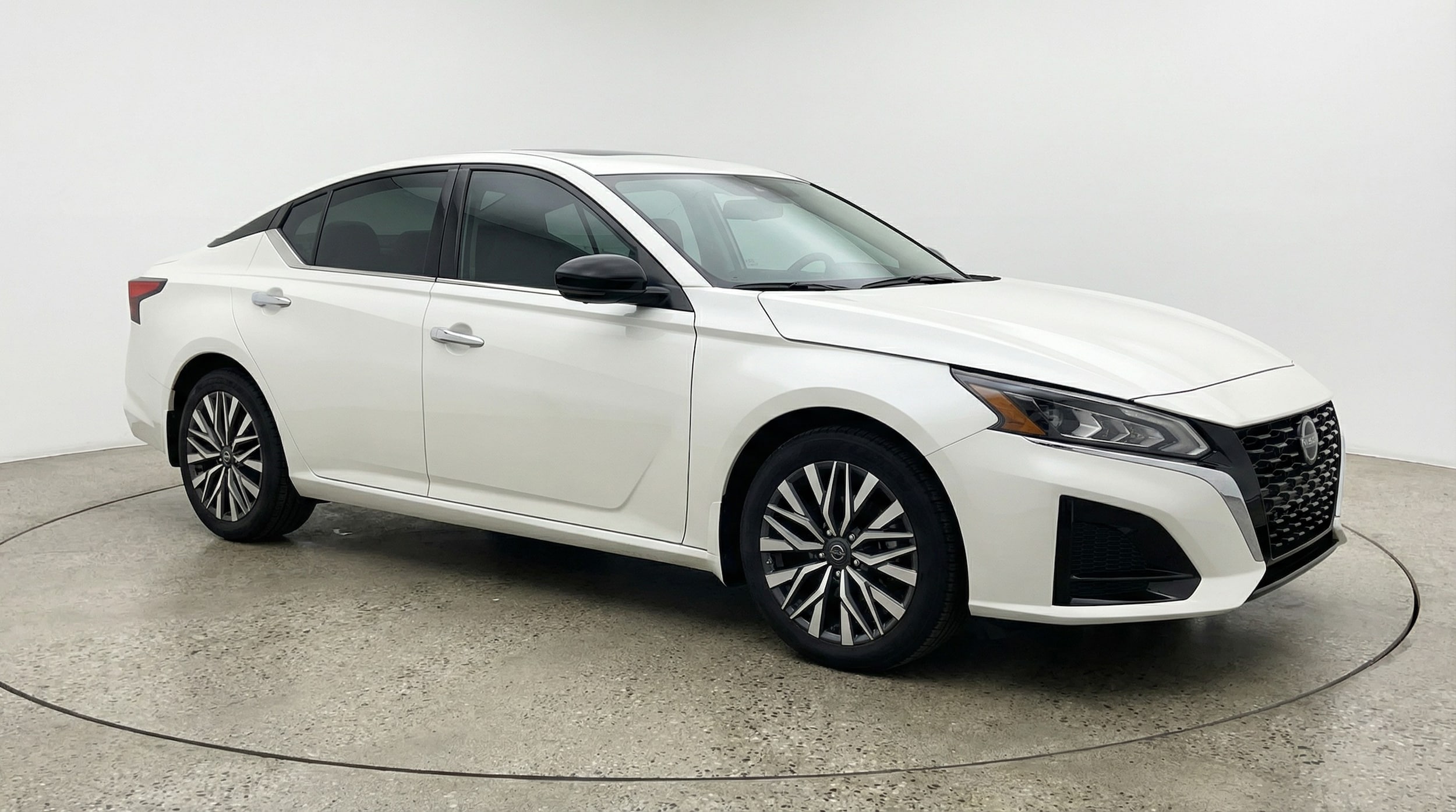 Thumbnail: 2025 Nissan Altima - 1