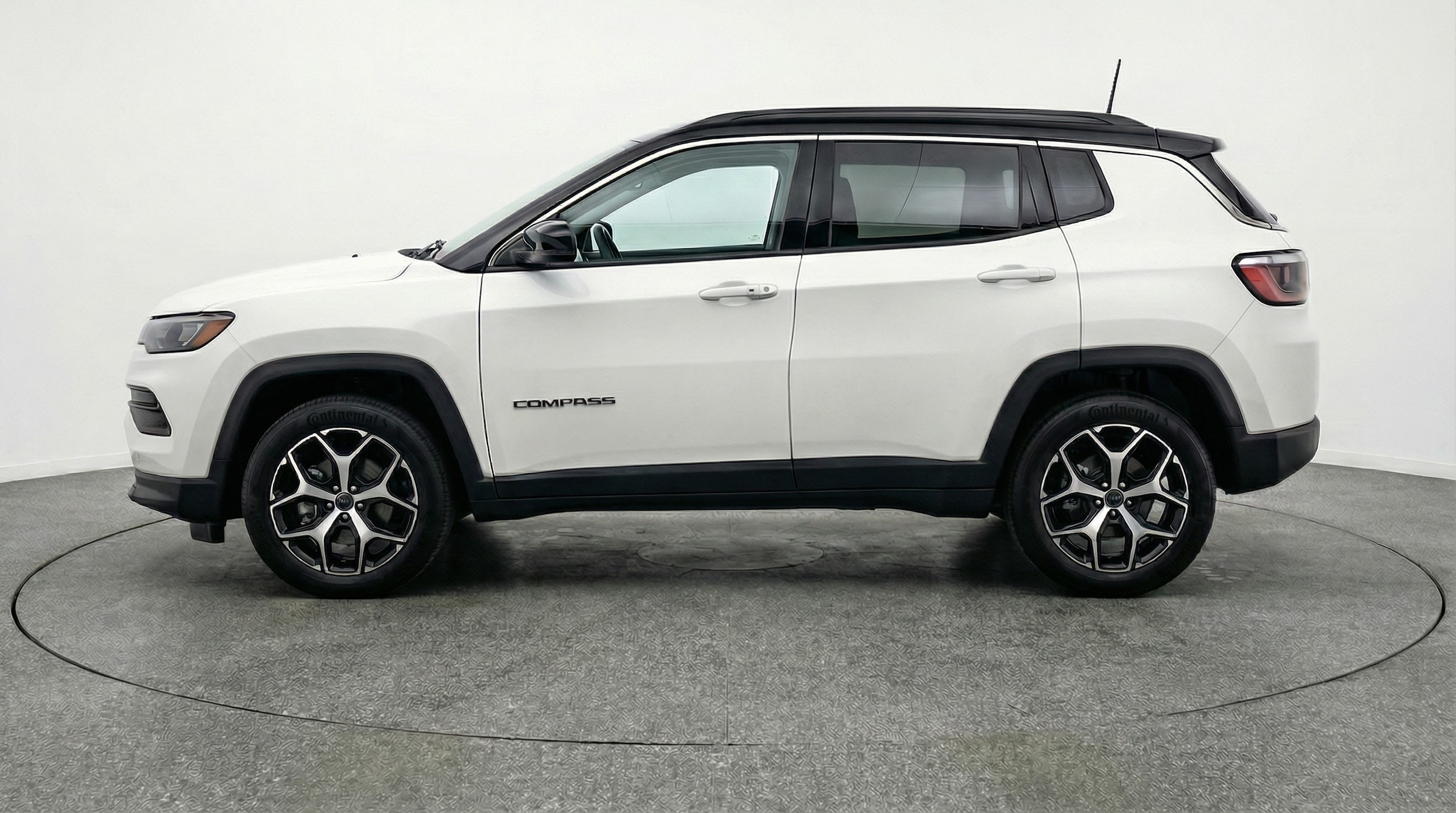 Thumbnail: 2025 Jeep Compass - 4