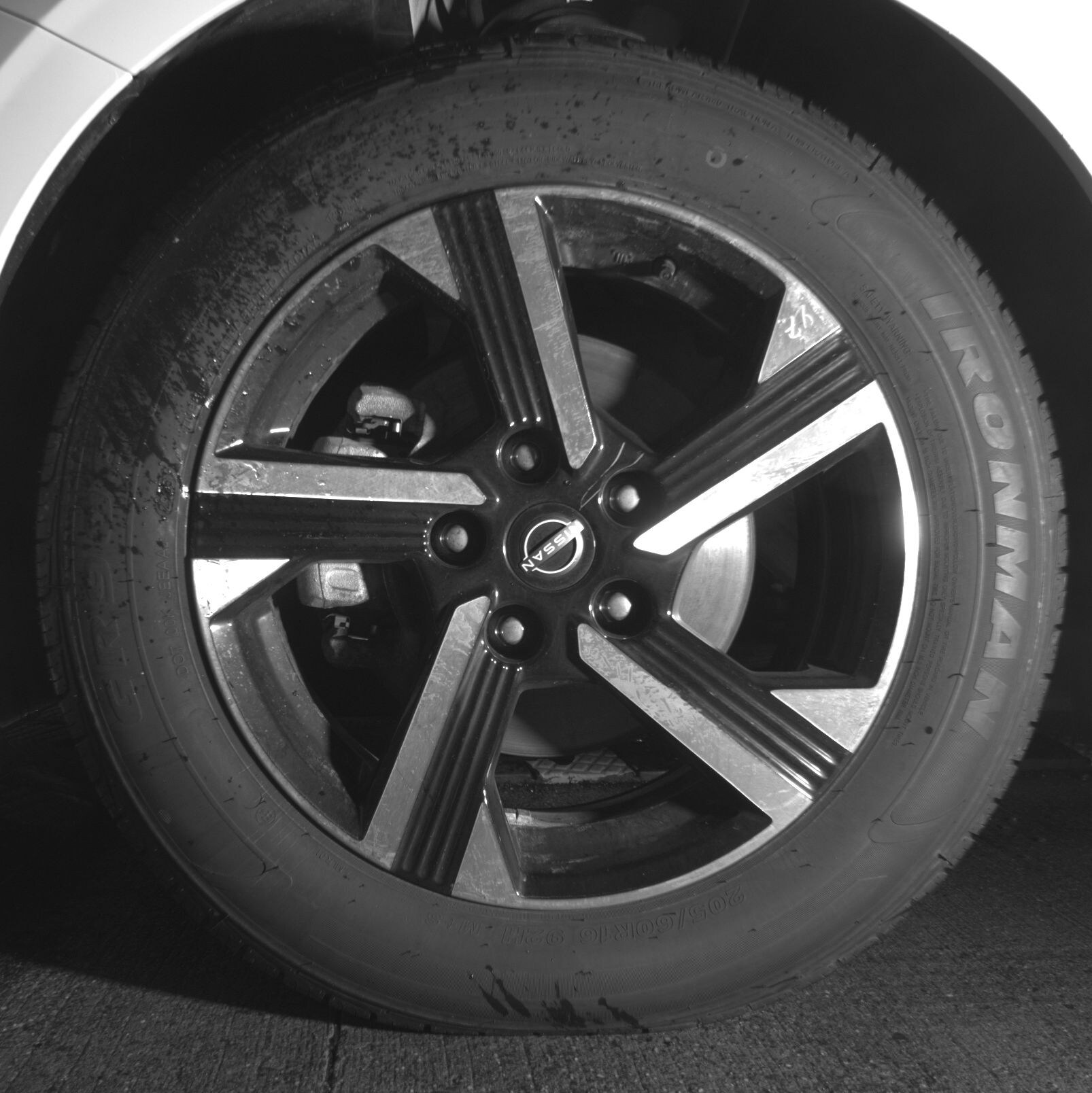 Thumbnail: 2025 Nissan Sentra - 9