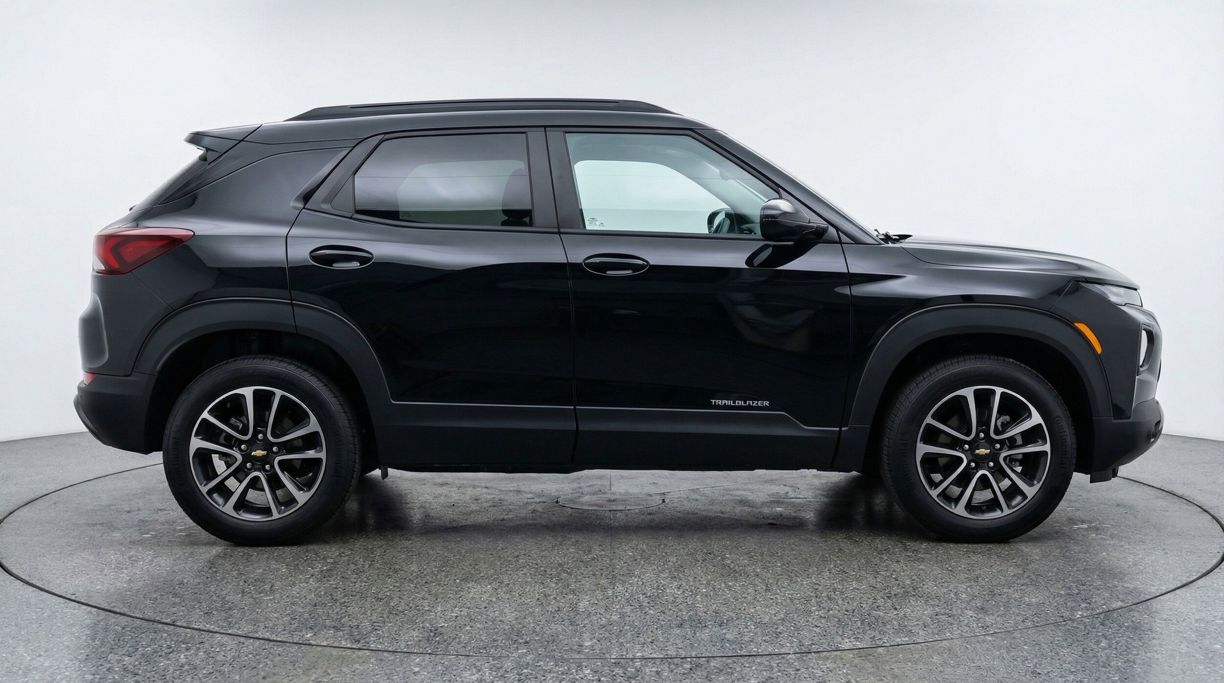 Thumbnail: 2025 Chevrolet TrailBlazer - 11