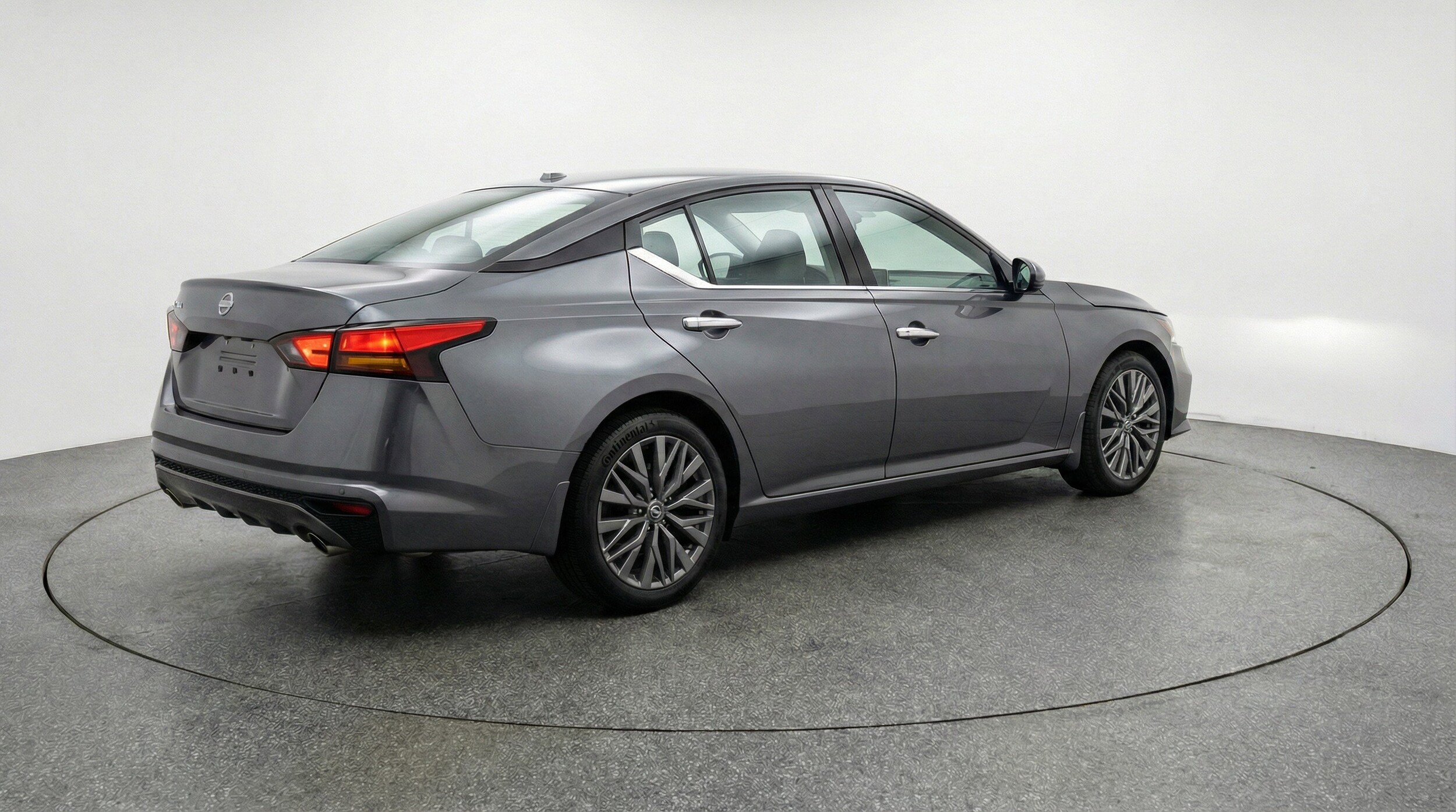 Thumbnail: 2025 Nissan Altima - 9