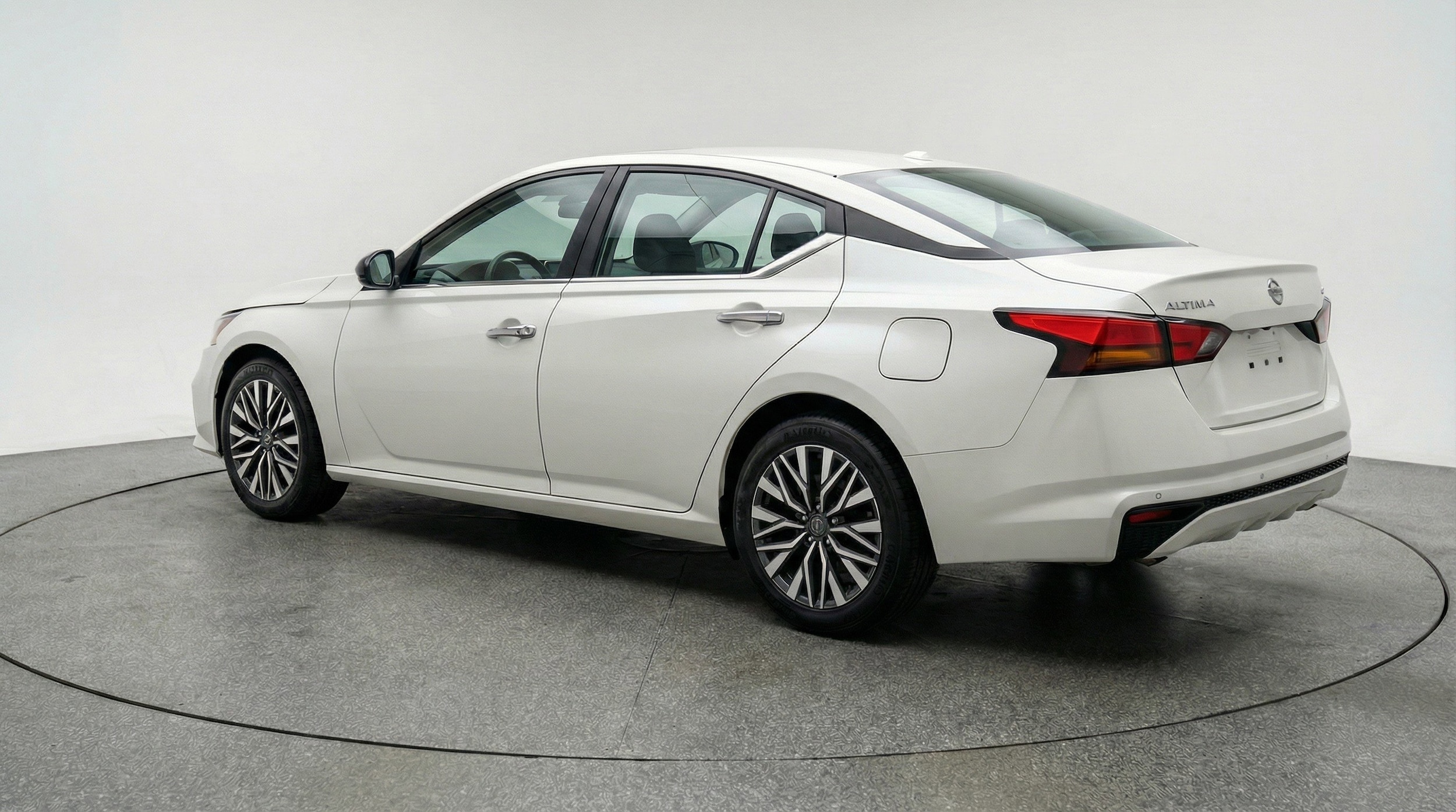 Thumbnail: 2025 Nissan Altima - 6