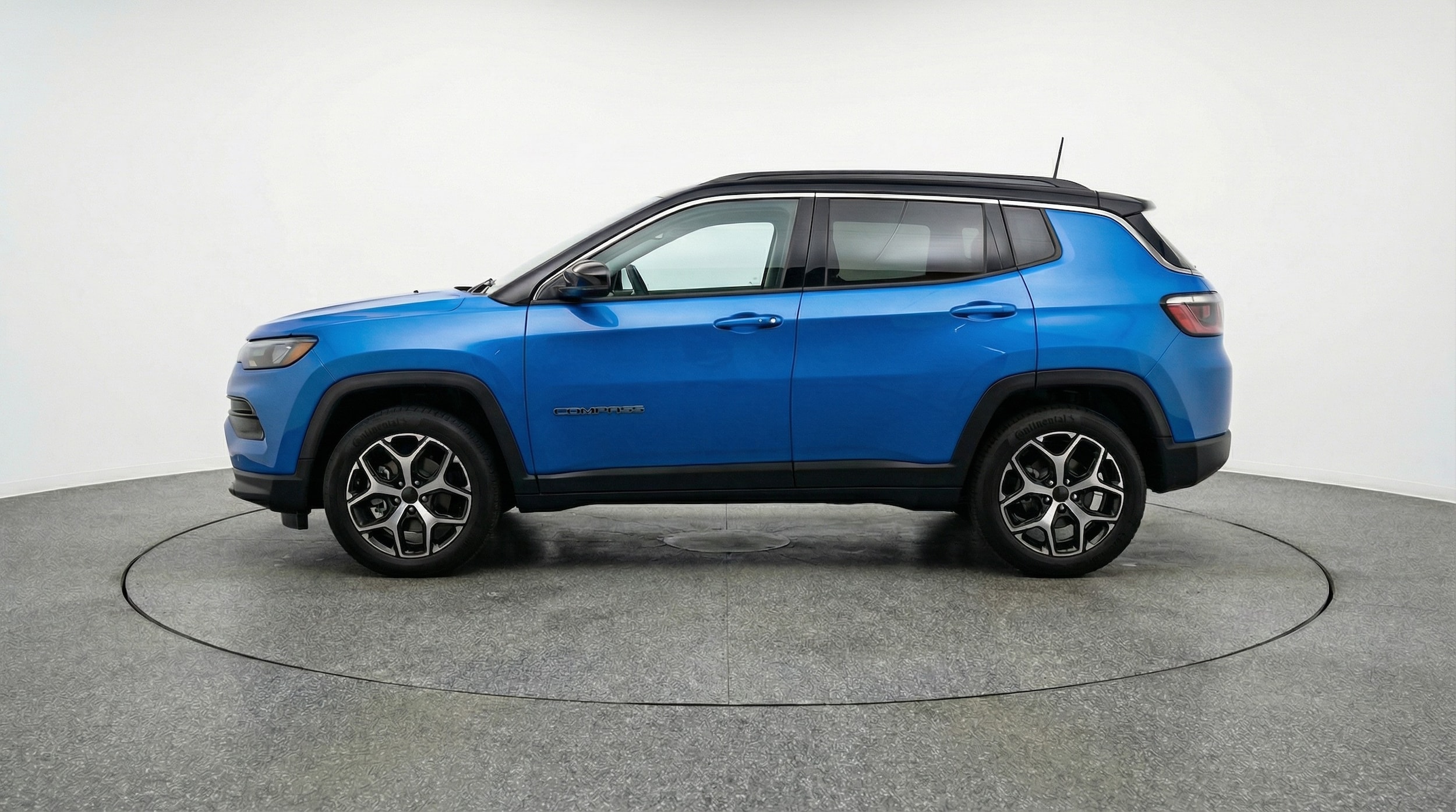 Thumbnail: 2025 Jeep Compass - 4