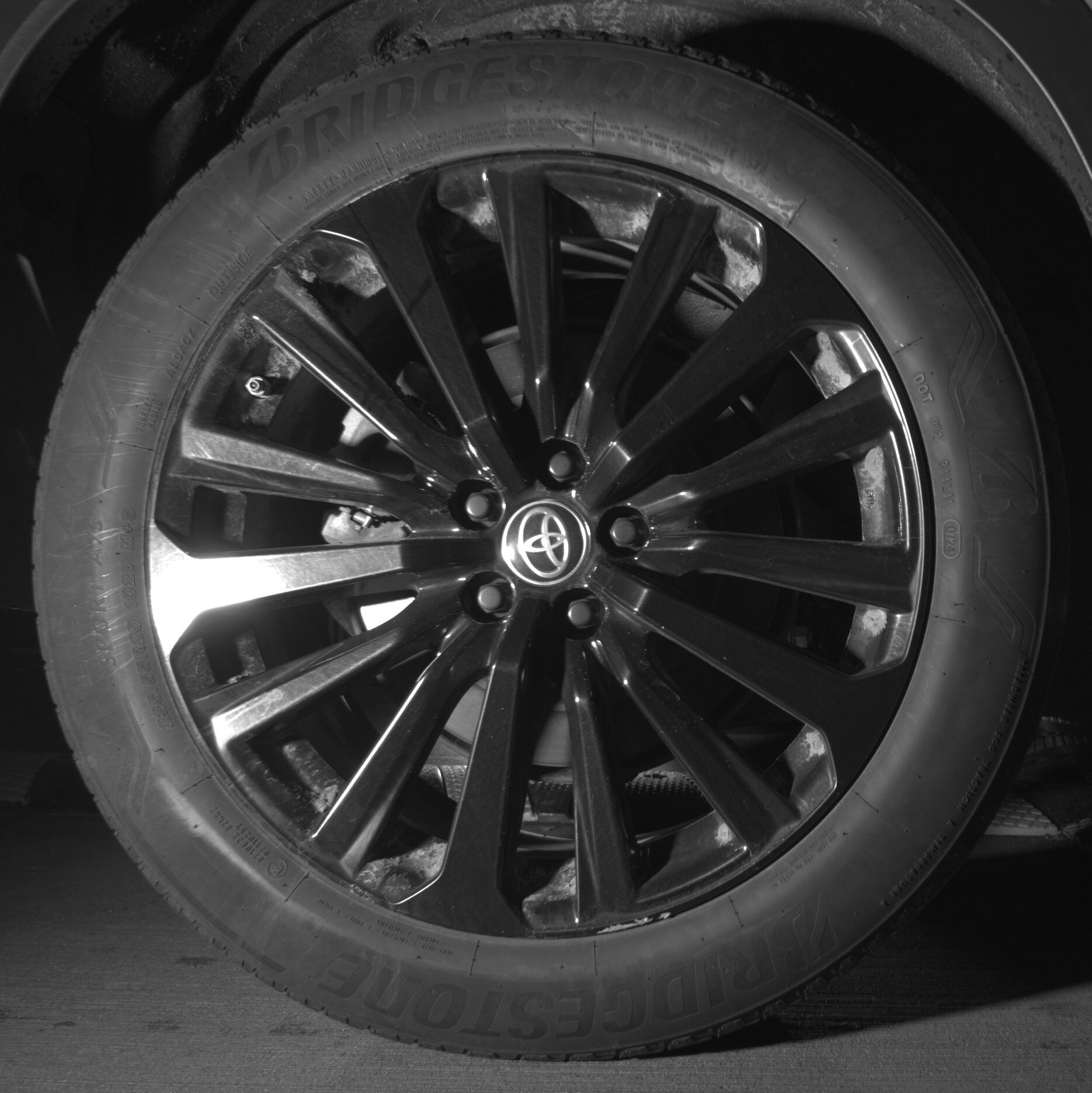 Thumbnail: 2024 Toyota Highlander - 12