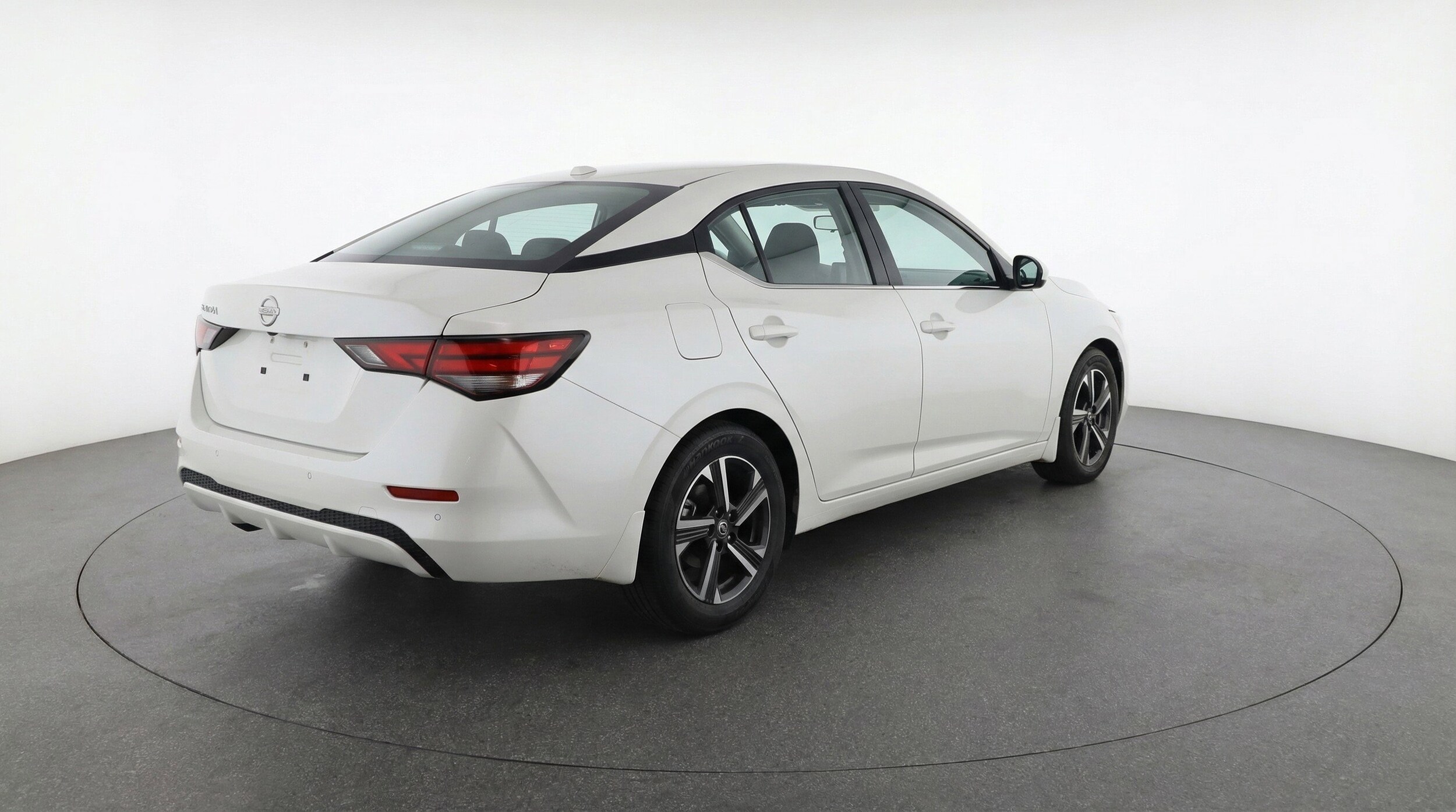 Thumbnail: 2025 Nissan Sentra - 9