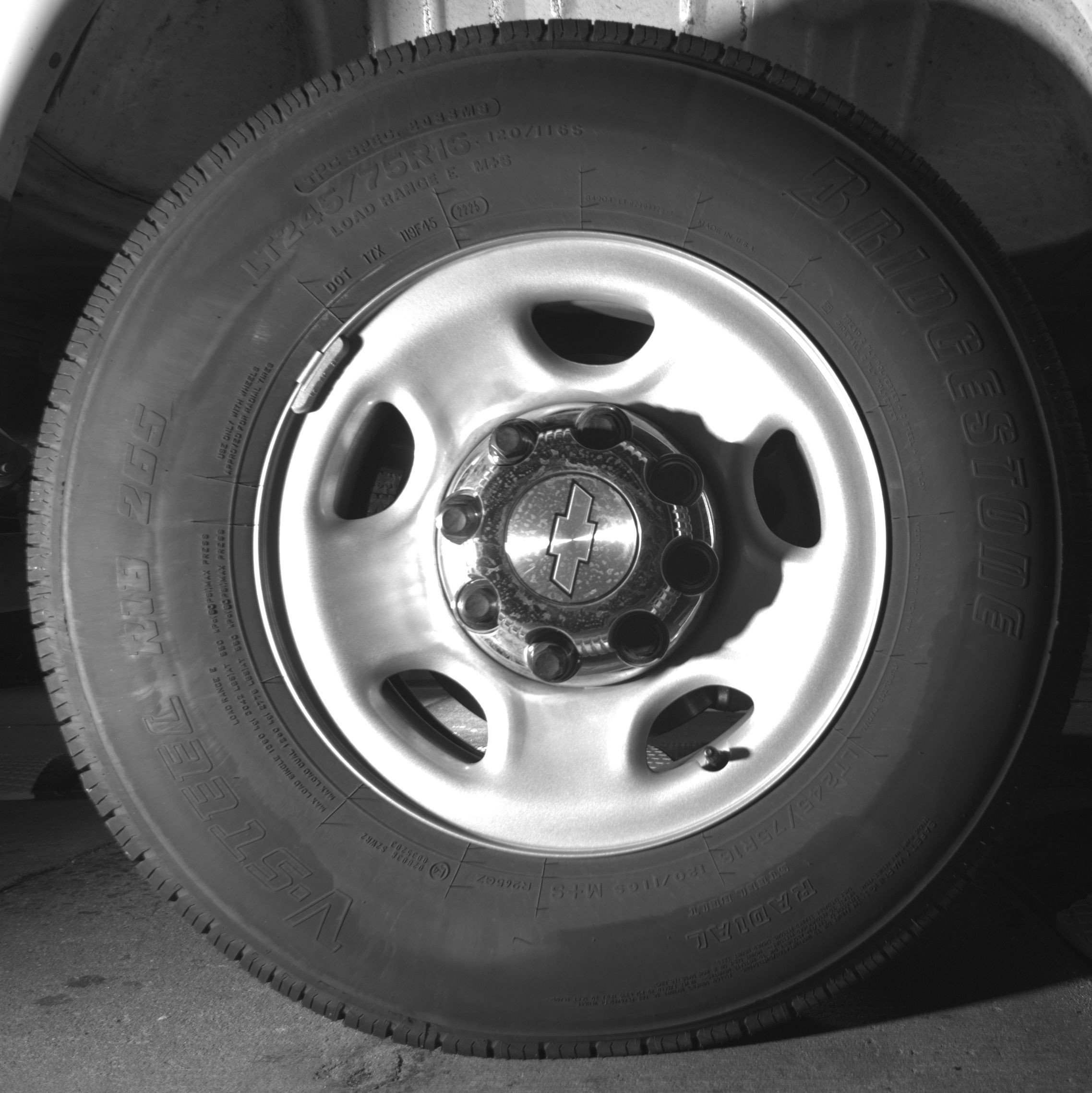 Thumbnail: 2025 Chevrolet Express - 15