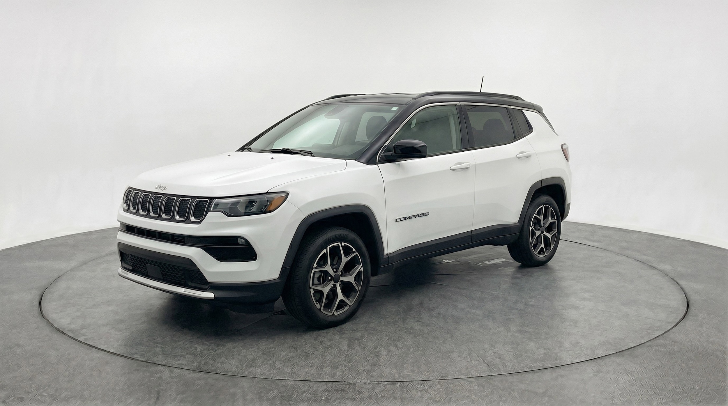 Thumbnail: 2025 Jeep Compass - 3