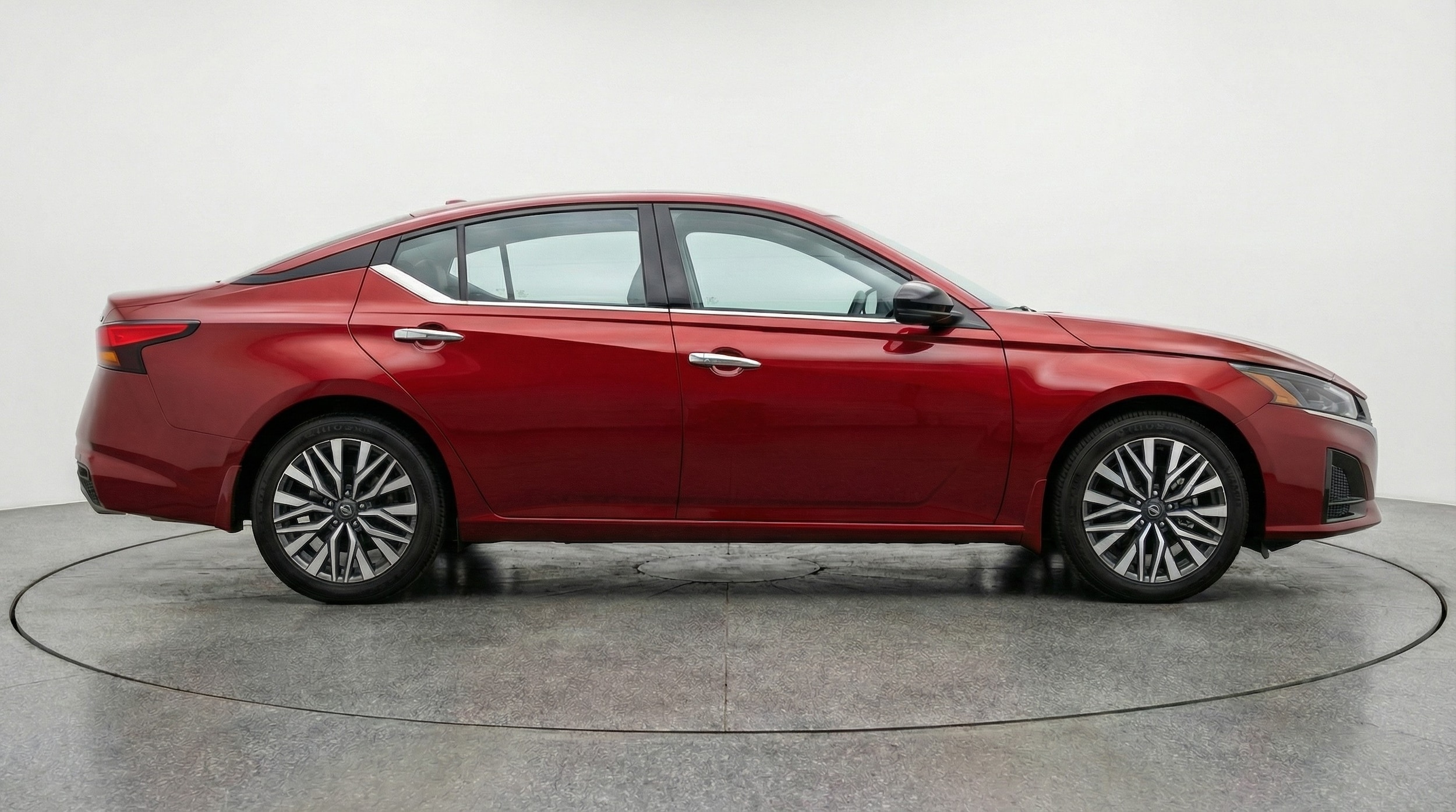 Thumbnail: 2025 Nissan Altima - 8