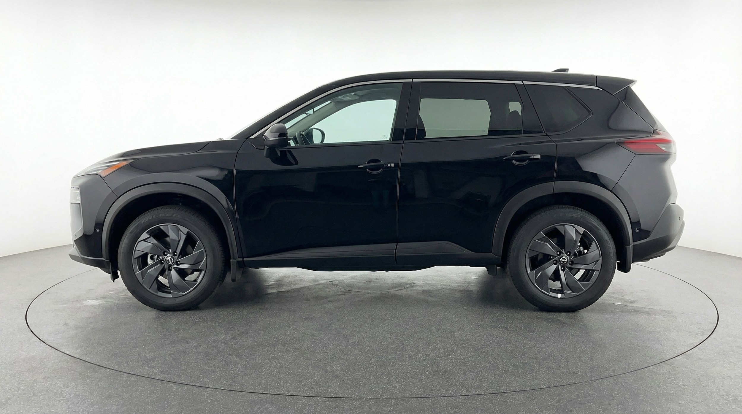 Thumbnail: 2025 Nissan Rogue - 4