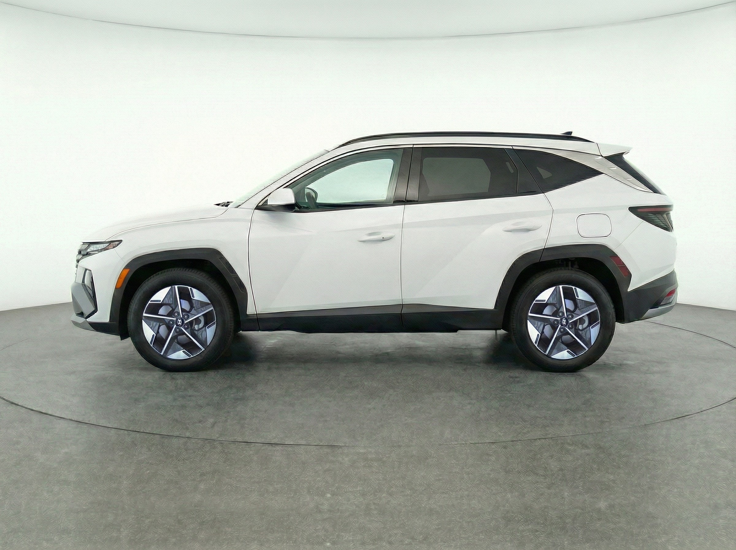 Thumbnail: 2025 Hyundai Tucson - 4