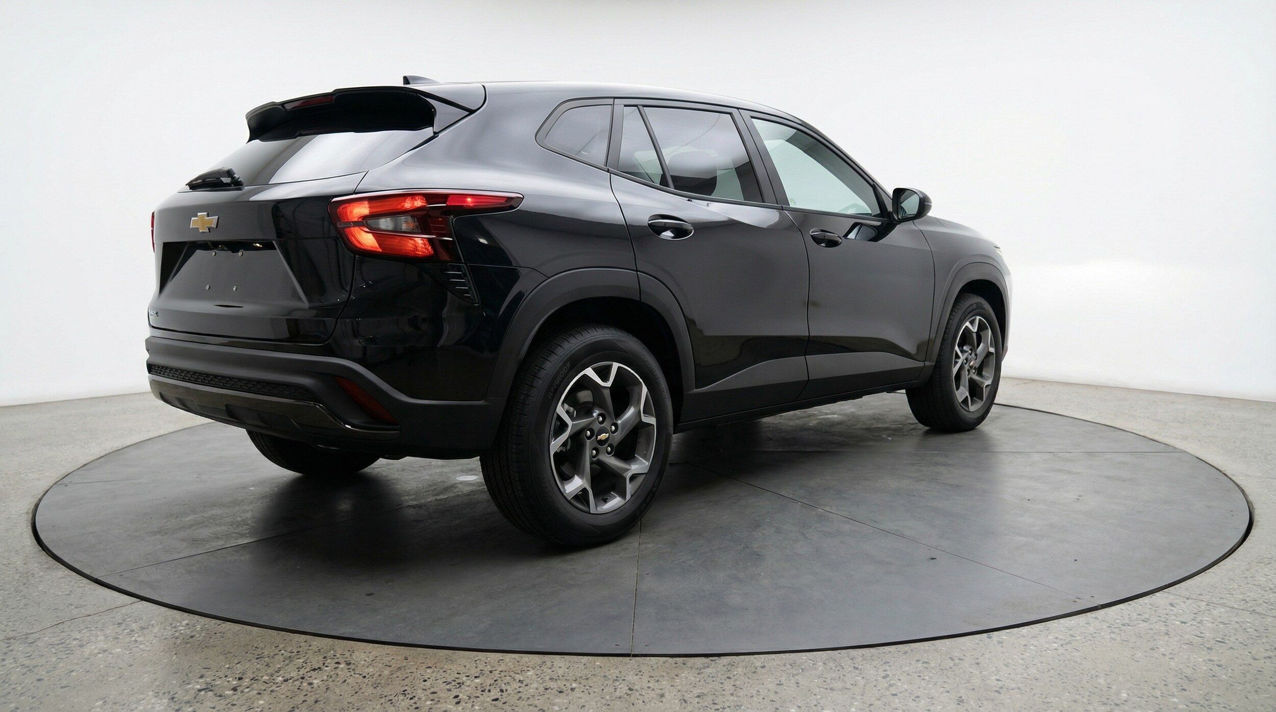 Thumbnail: 2025 Chevrolet Trax - 7