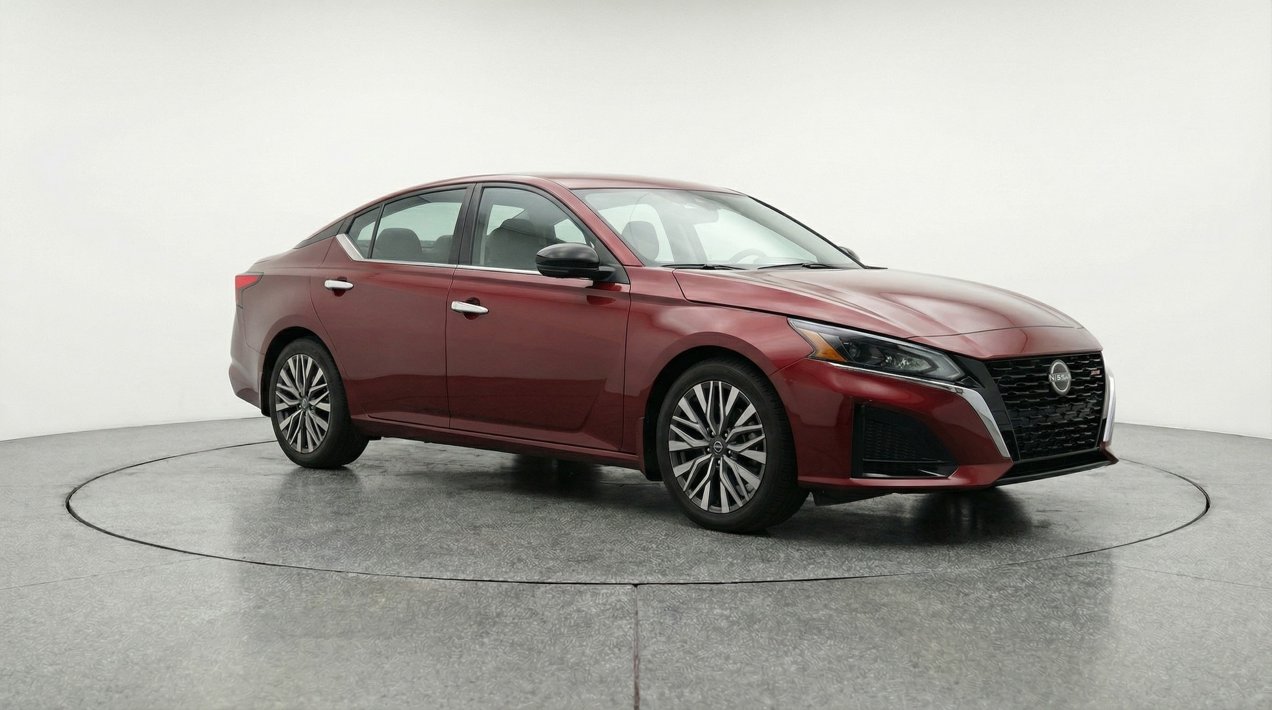 Thumbnail: 2025 Nissan Altima - 1