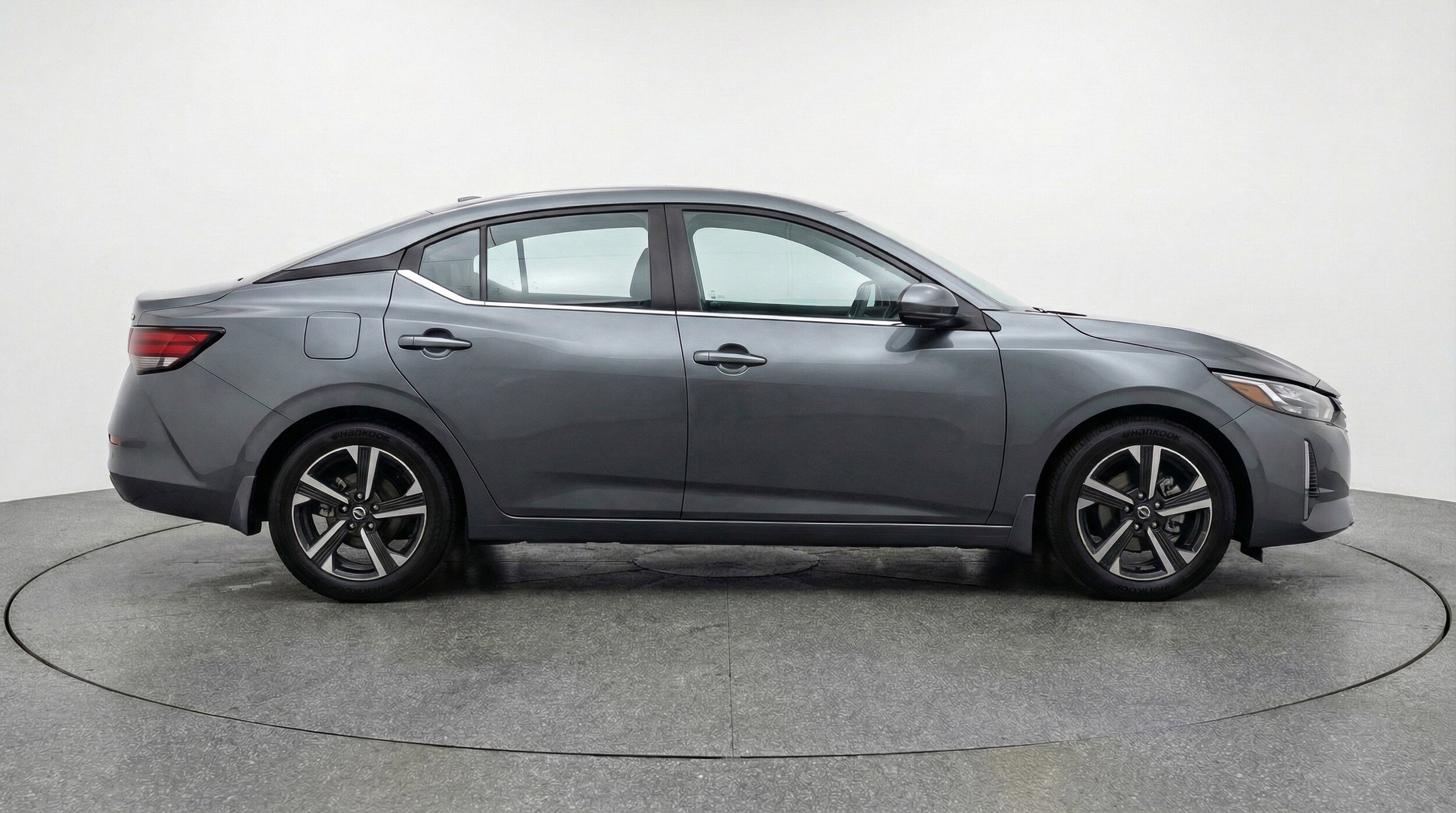 Thumbnail: 2025 Nissan Sentra - 11