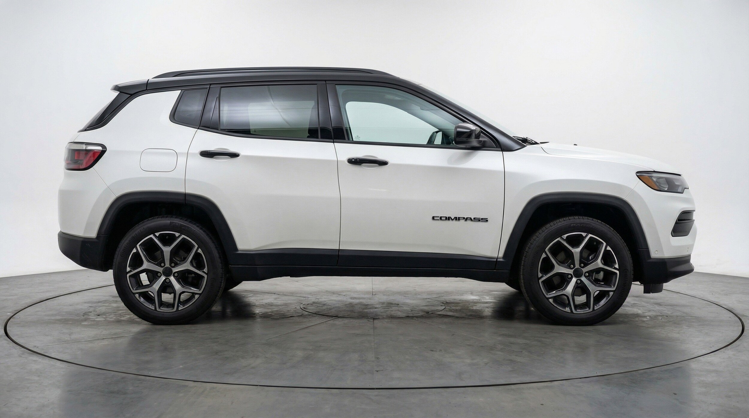 Thumbnail: 2025 Jeep Compass - 11
