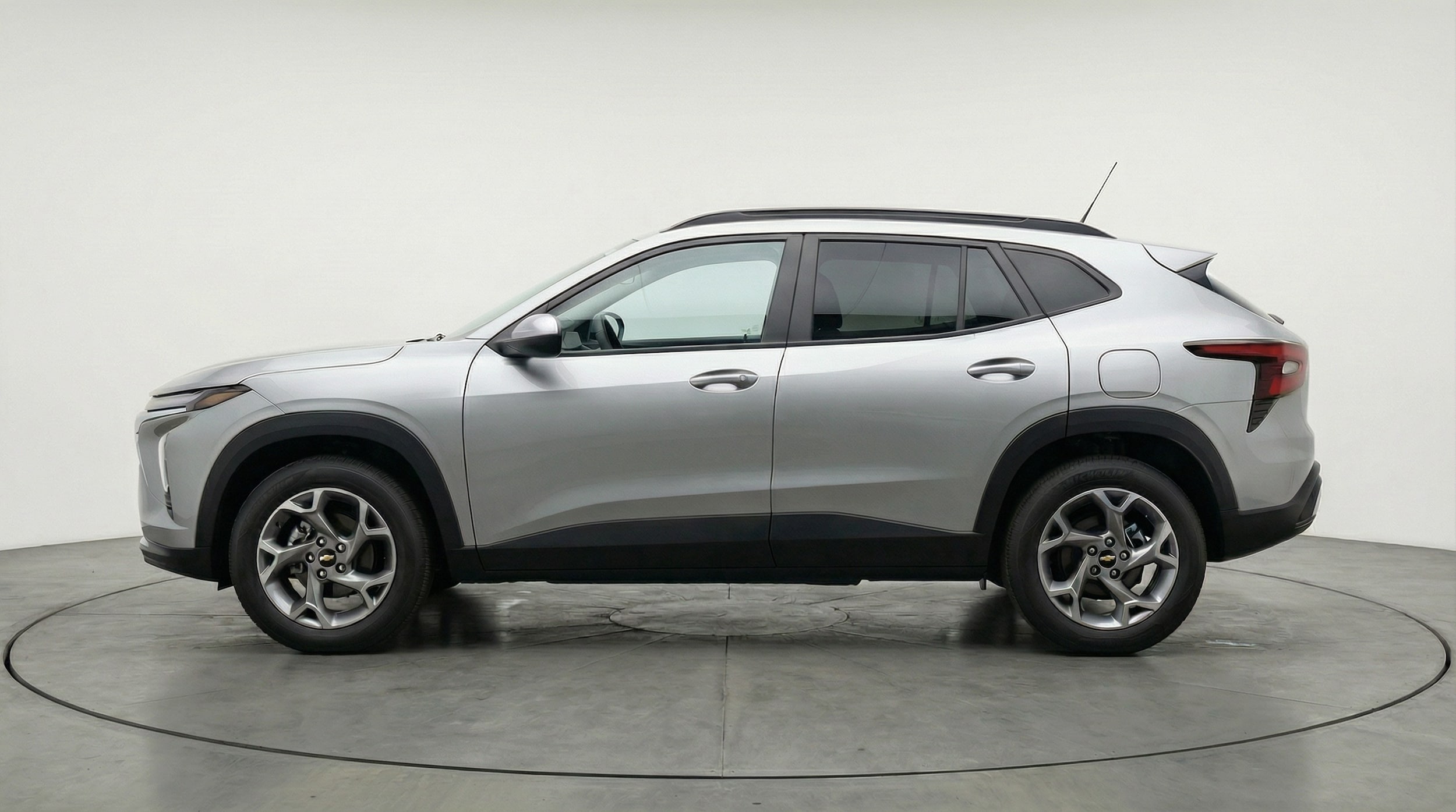 Thumbnail: 2025 Chevrolet Trax - 4