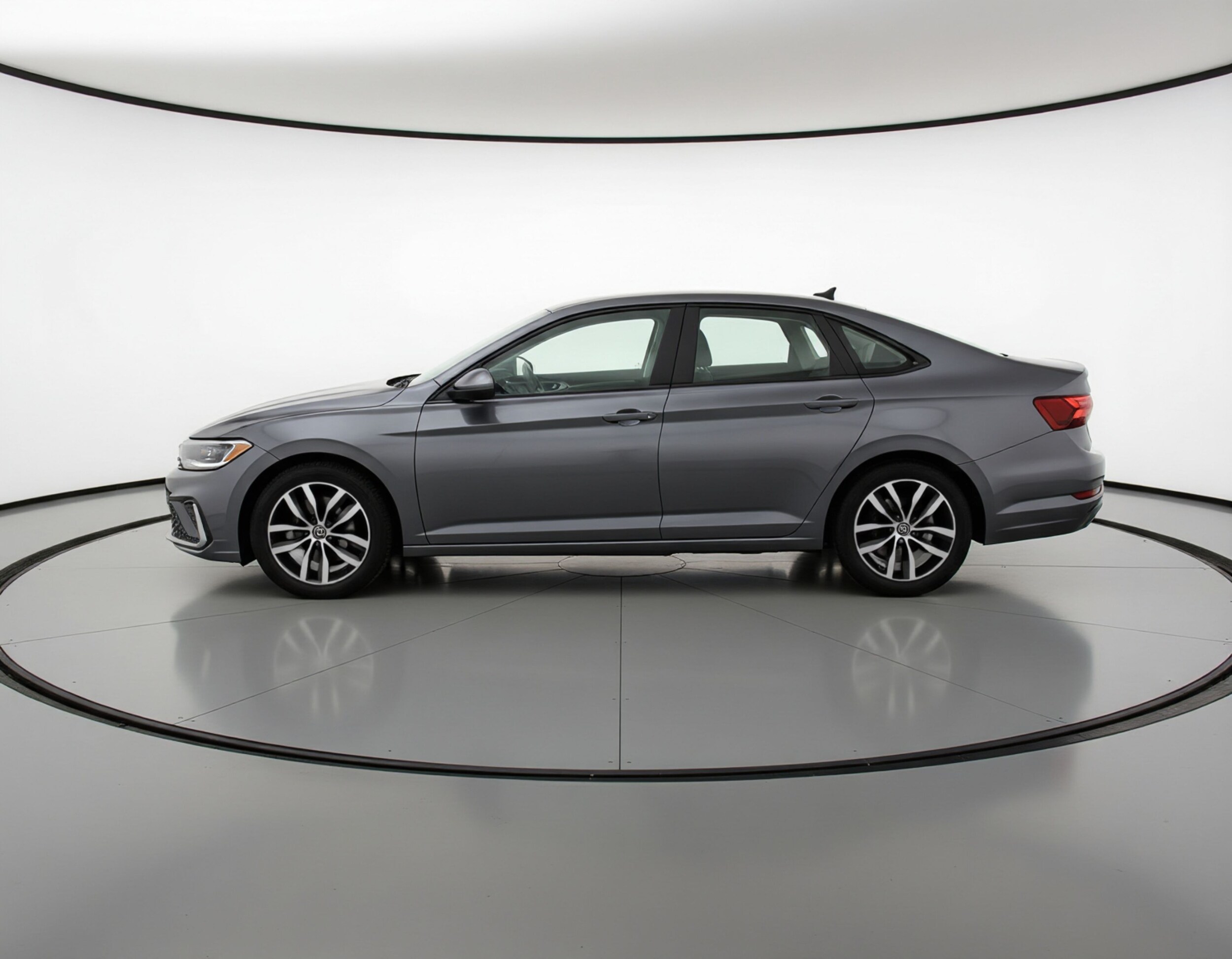 Thumbnail: 2025 Volkswagen Jetta - 4