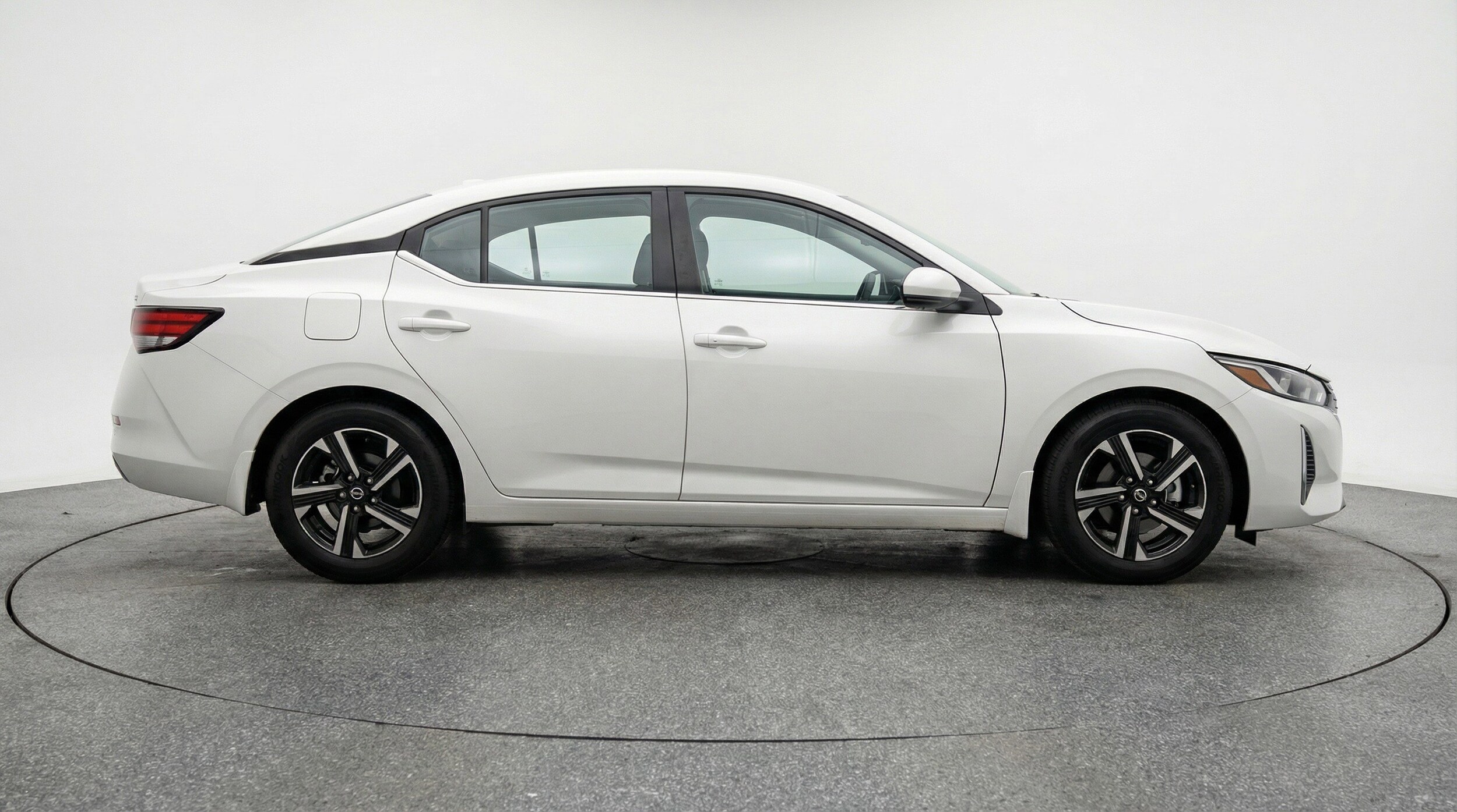 Thumbnail: 2025 Nissan Sentra - 11