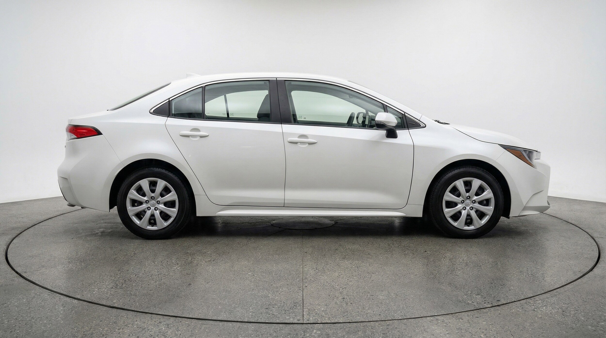 Thumbnail: 2025 Toyota Corolla - 11