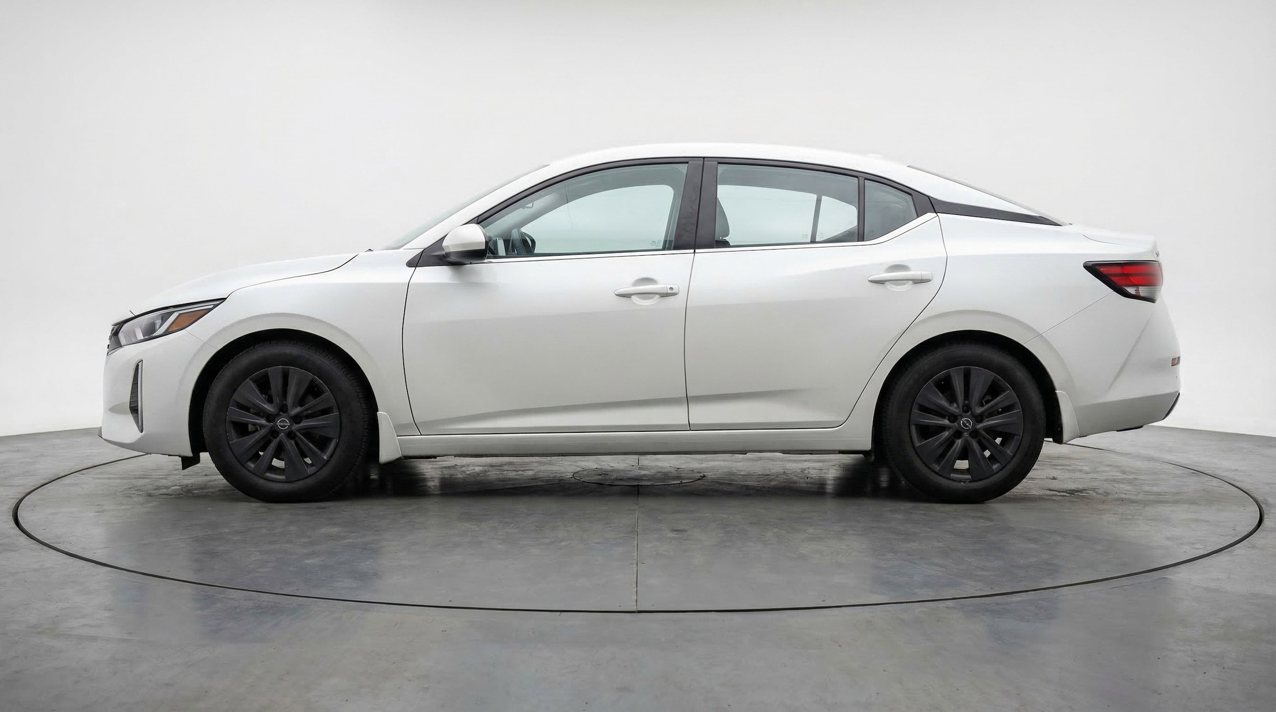 Thumbnail: 2025 Nissan Sentra - 5