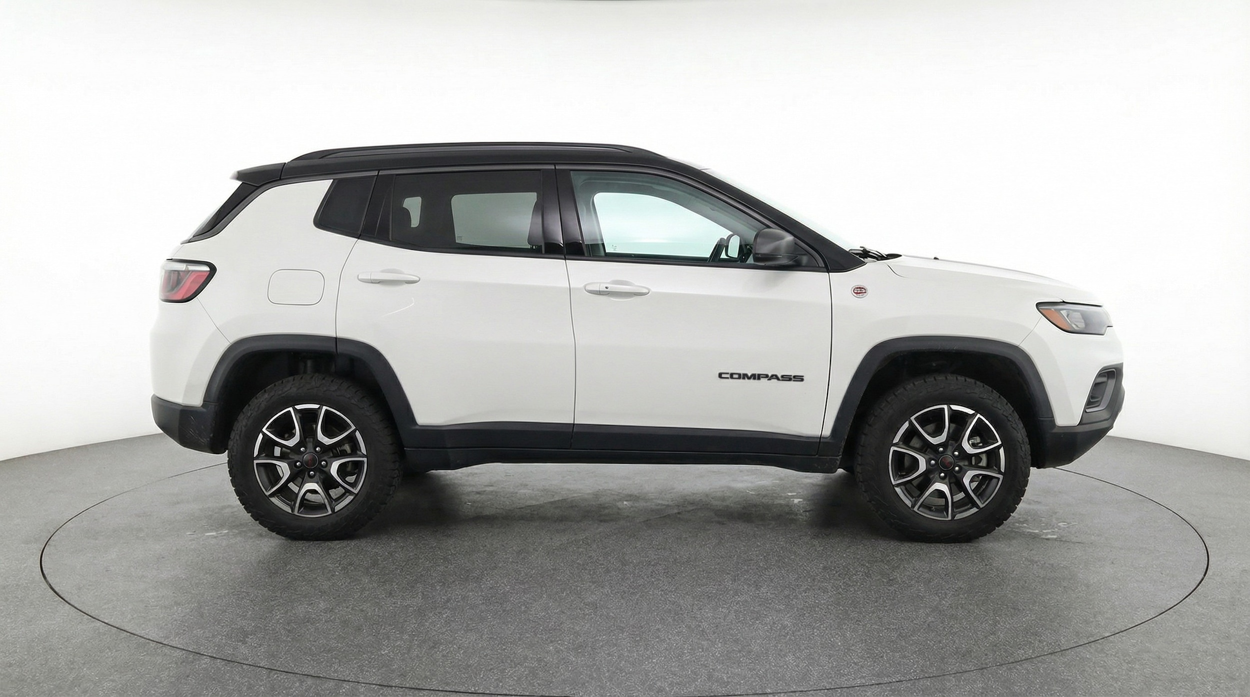 Thumbnail: 2025 Jeep Compass - 8