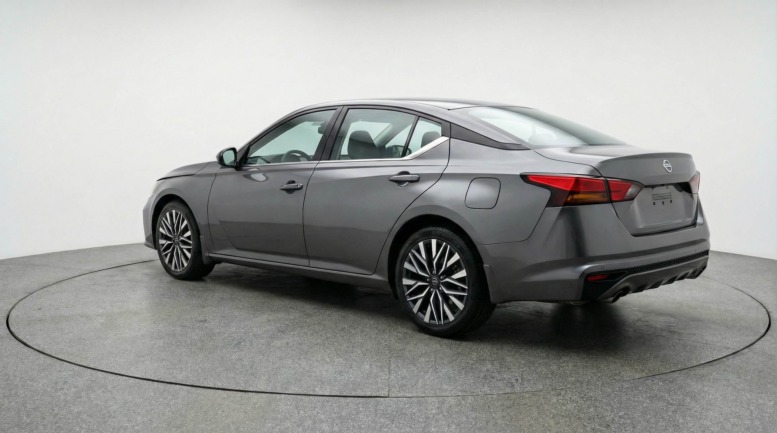 Thumbnail: 2025 Nissan Altima - 5