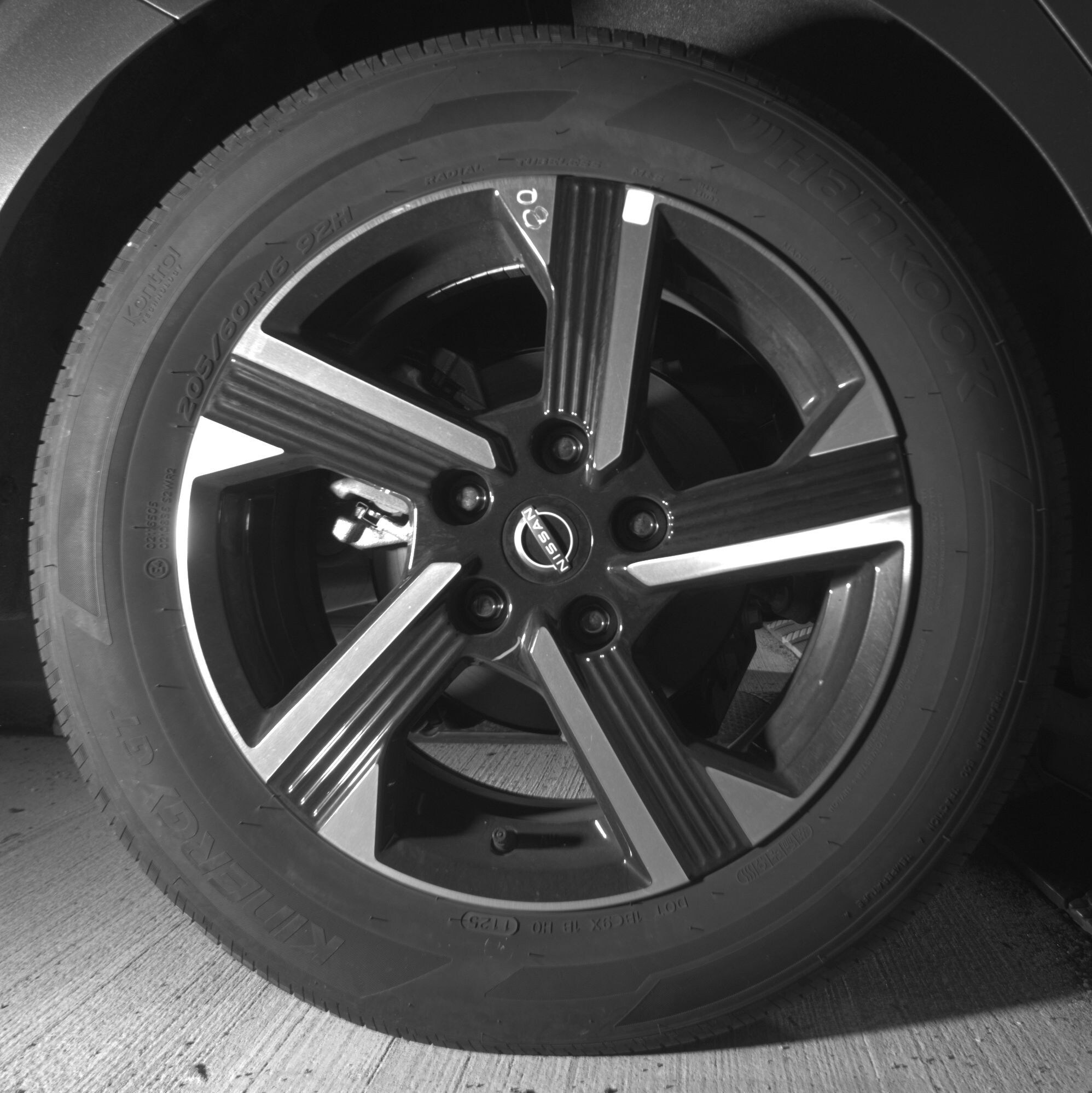 Thumbnail: 2025 Nissan Sentra - 12