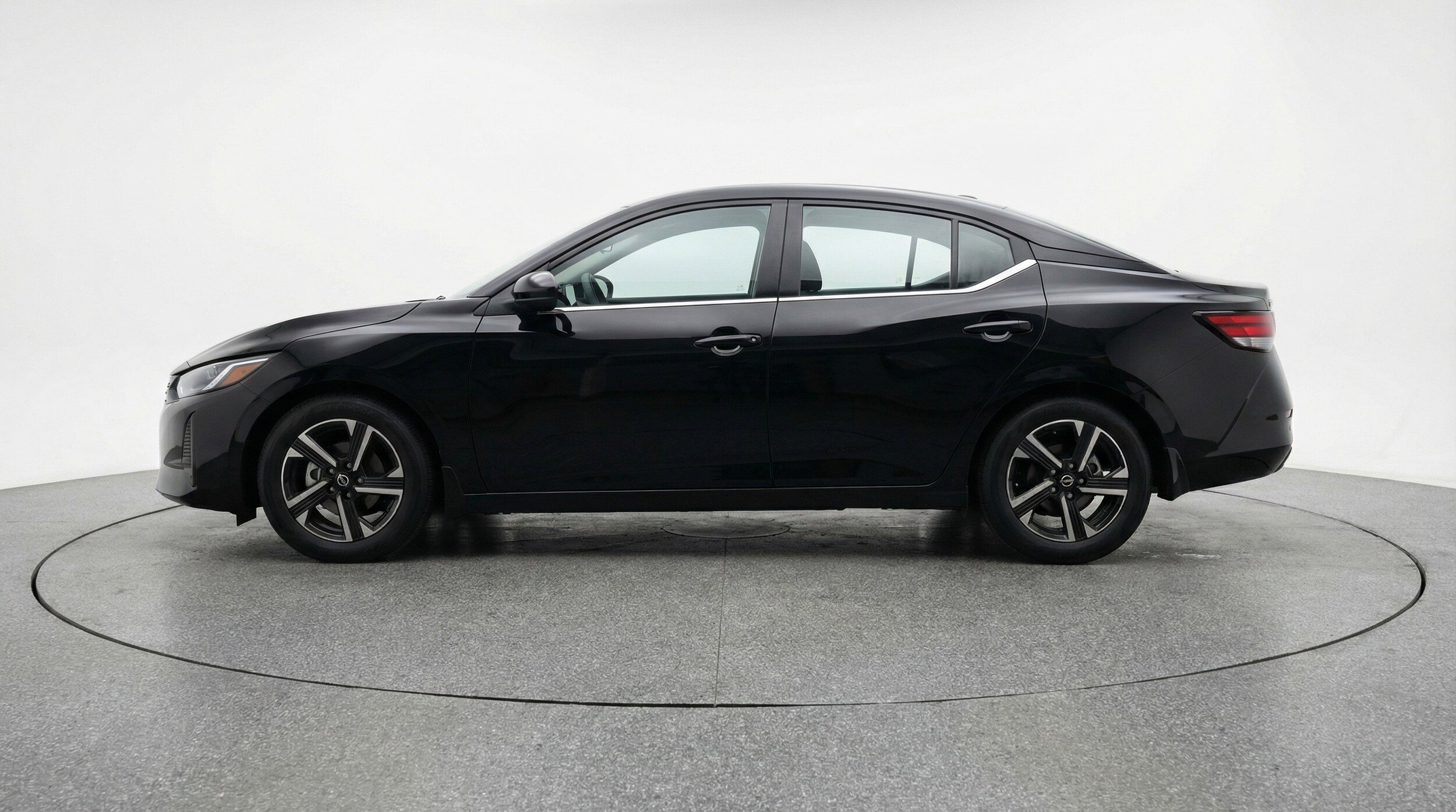 Thumbnail: 2025 Nissan Sentra - 5