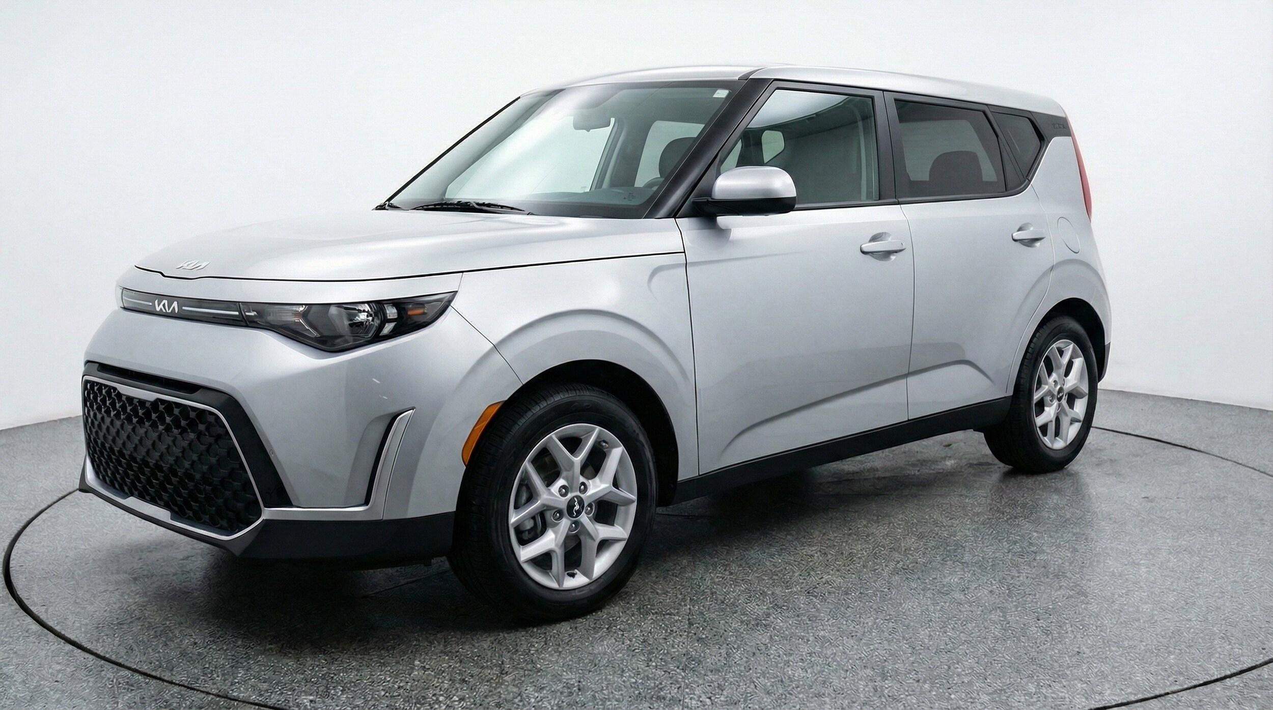 Thumbnail: 2025 Kia Soul - 3