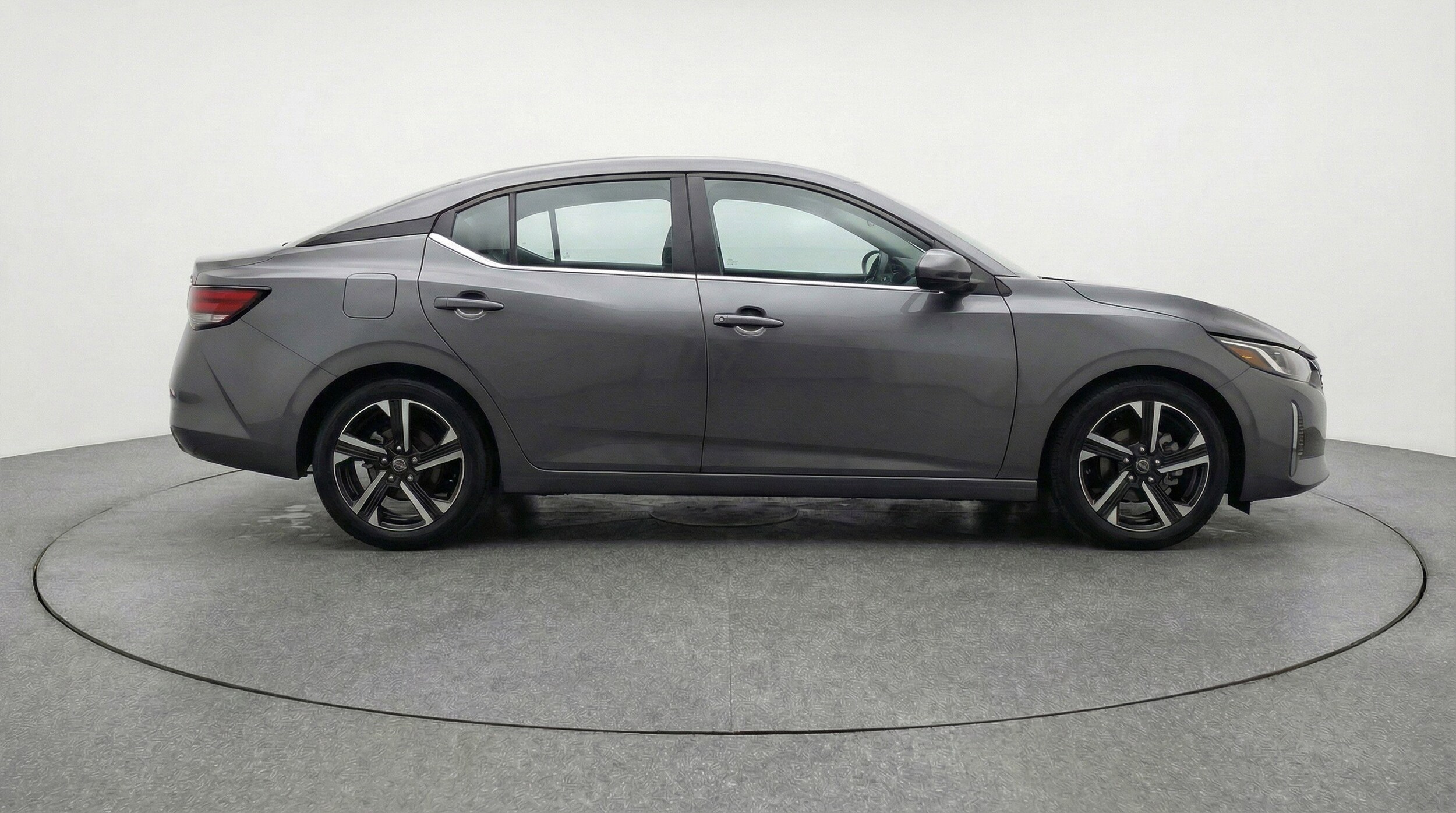 Thumbnail: 2025 Nissan Sentra - 11