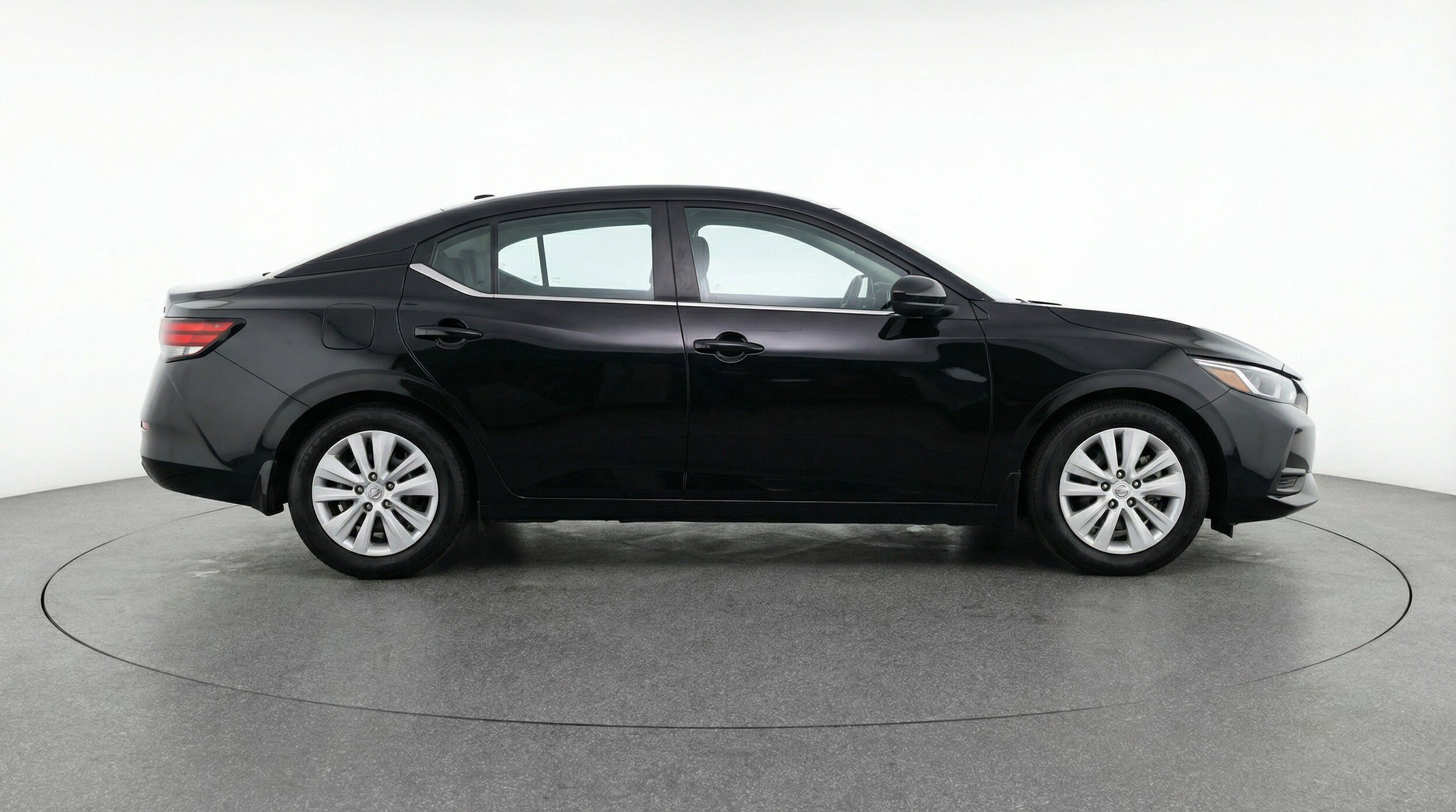 Thumbnail: 2025 Nissan Sentra - 11