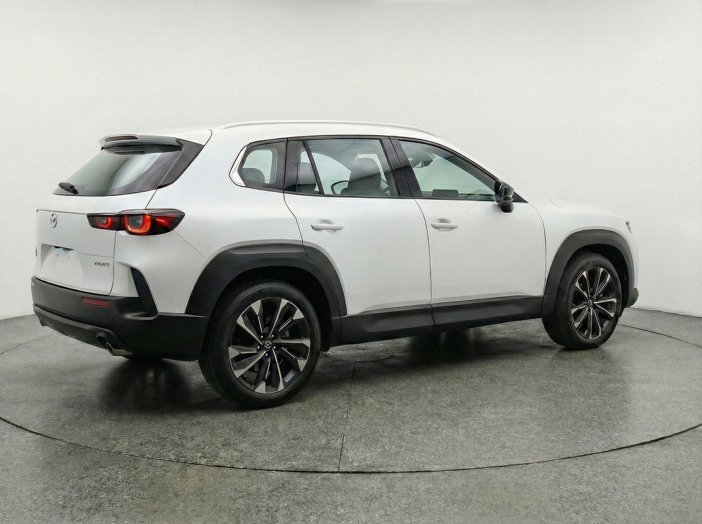 Thumbnail: 2025 Mazda CX-50 - 9